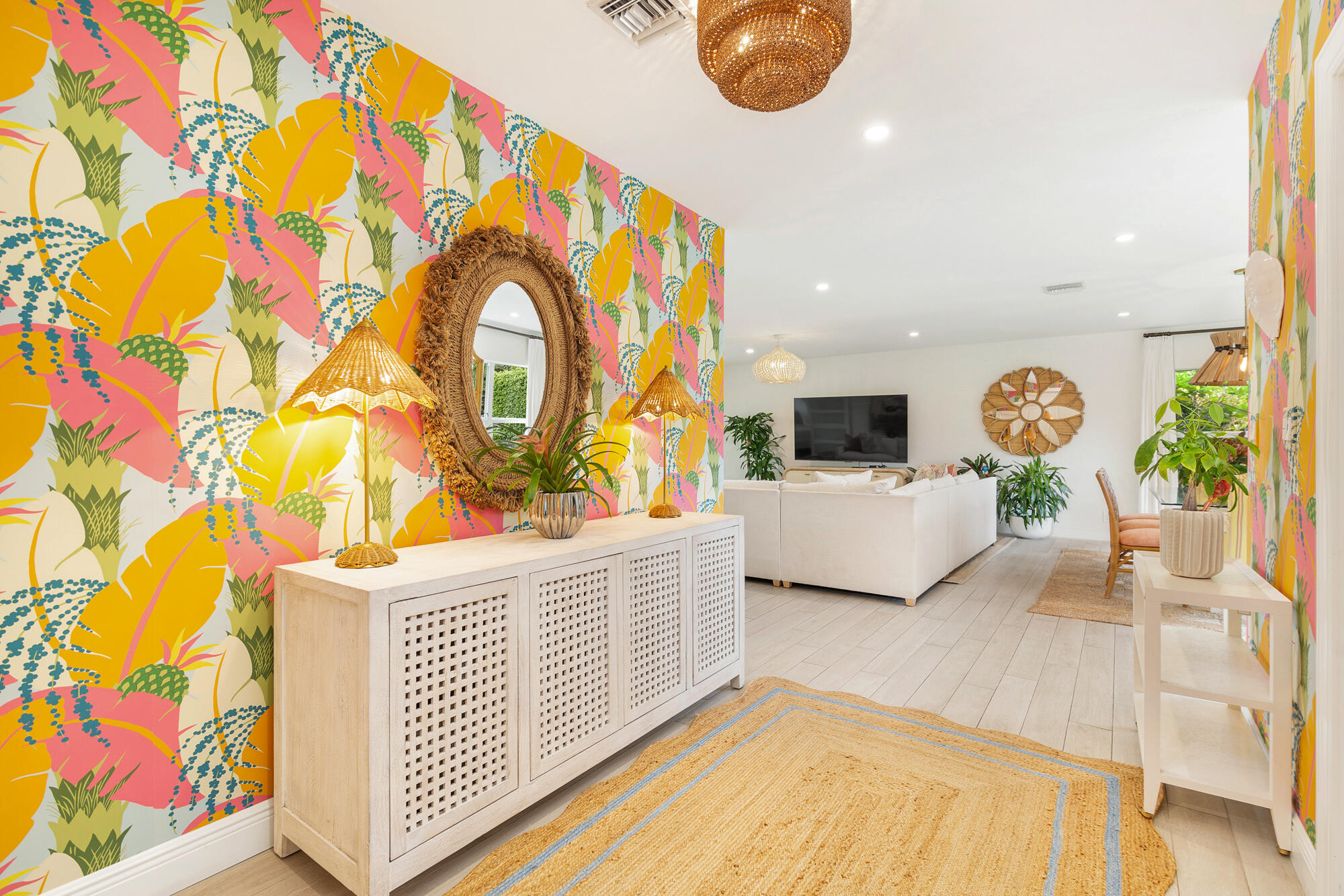 225 Russlyn West Palm Beach, FL 33405