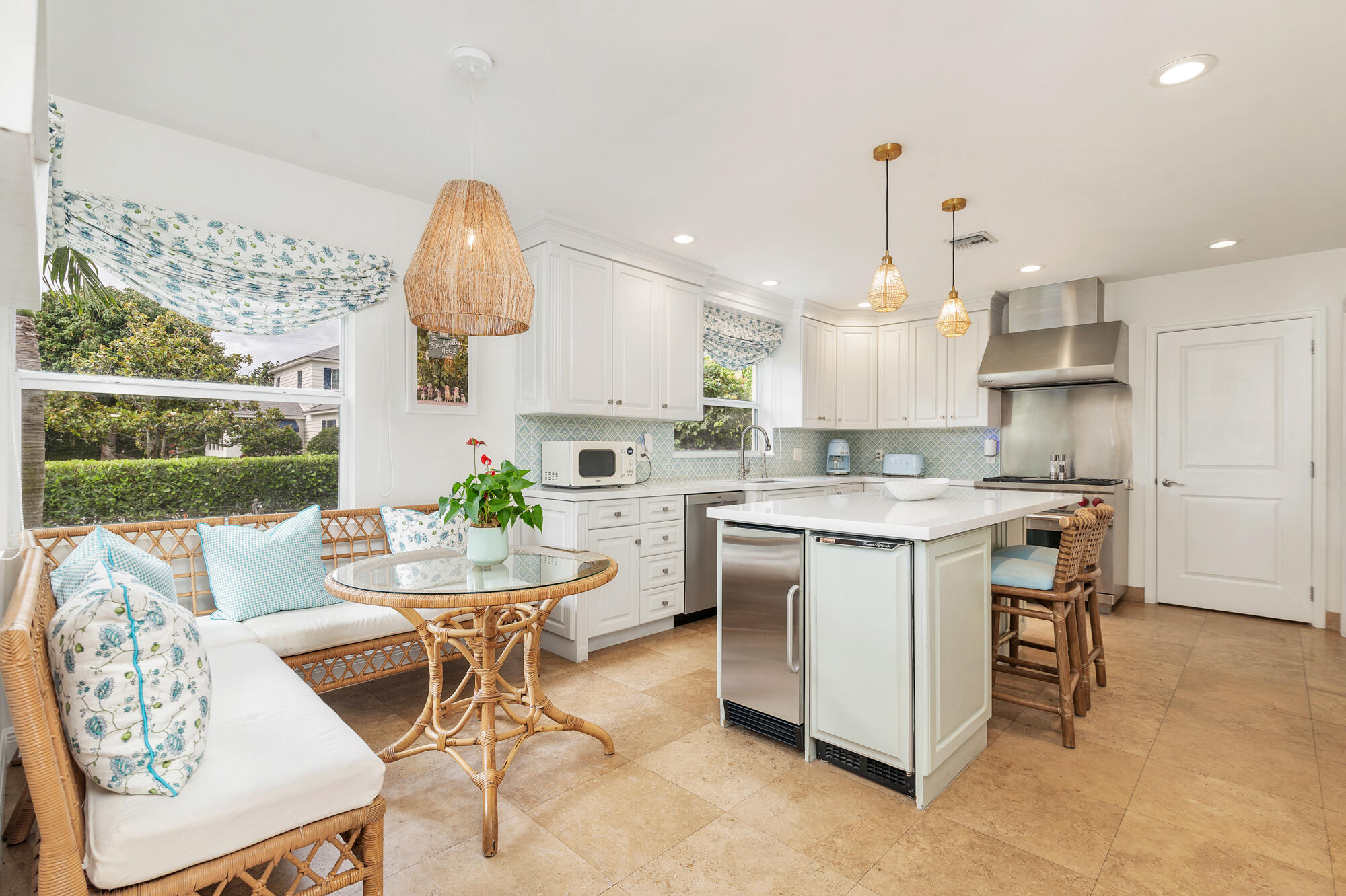 225 Russlyn West Palm Beach, FL 33405