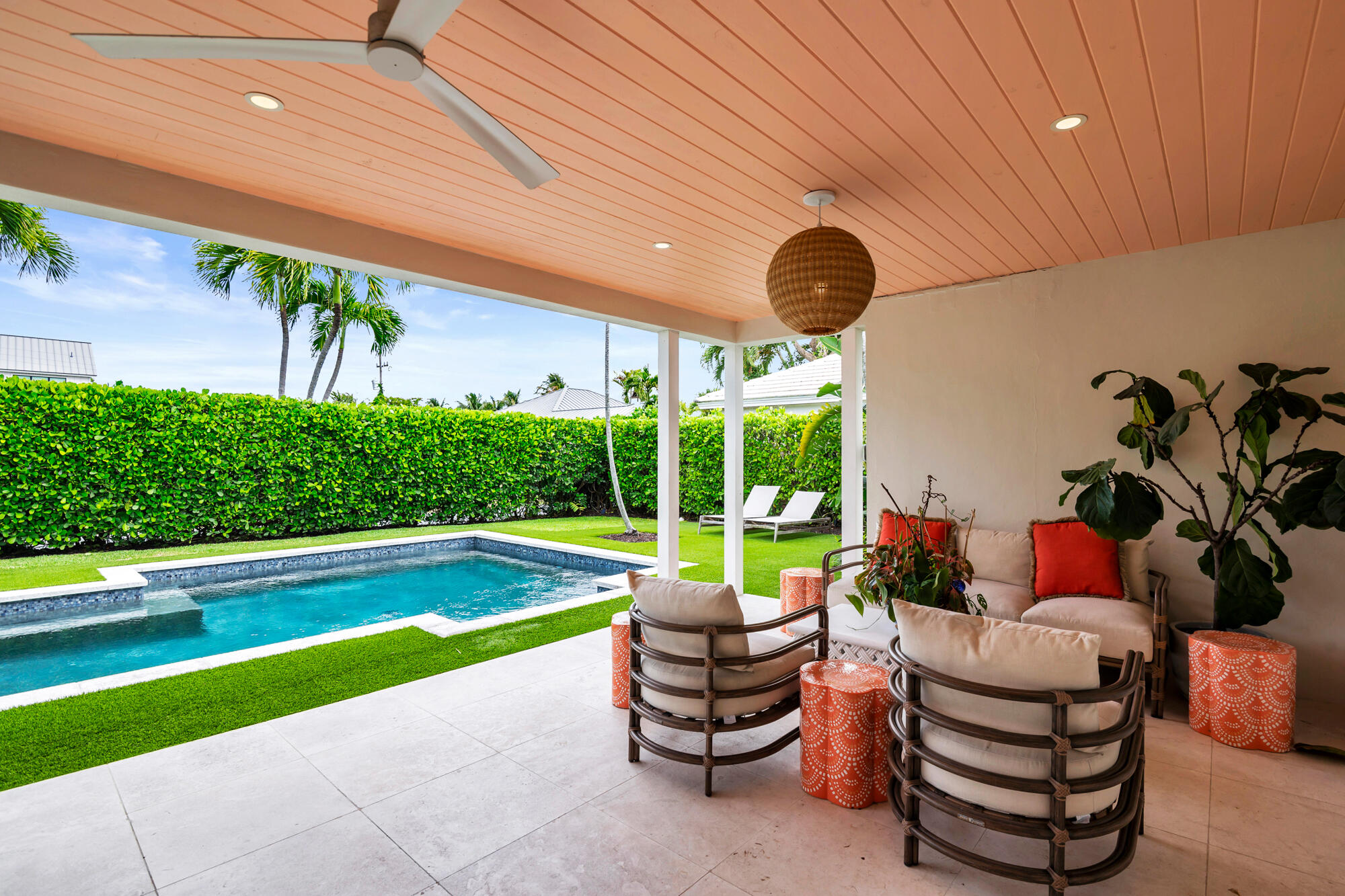 225 Russlyn West Palm Beach, FL 33405