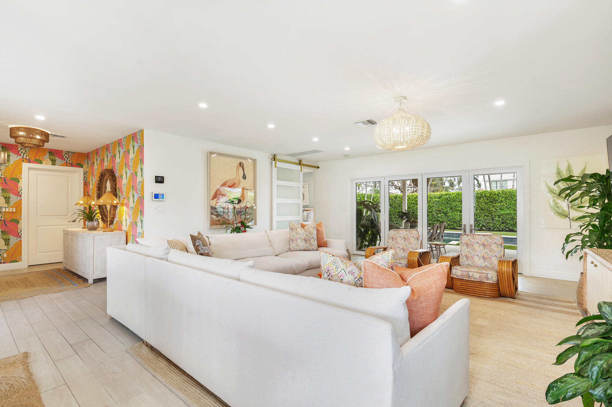 225 Russlyn West Palm Beach, FL 33405