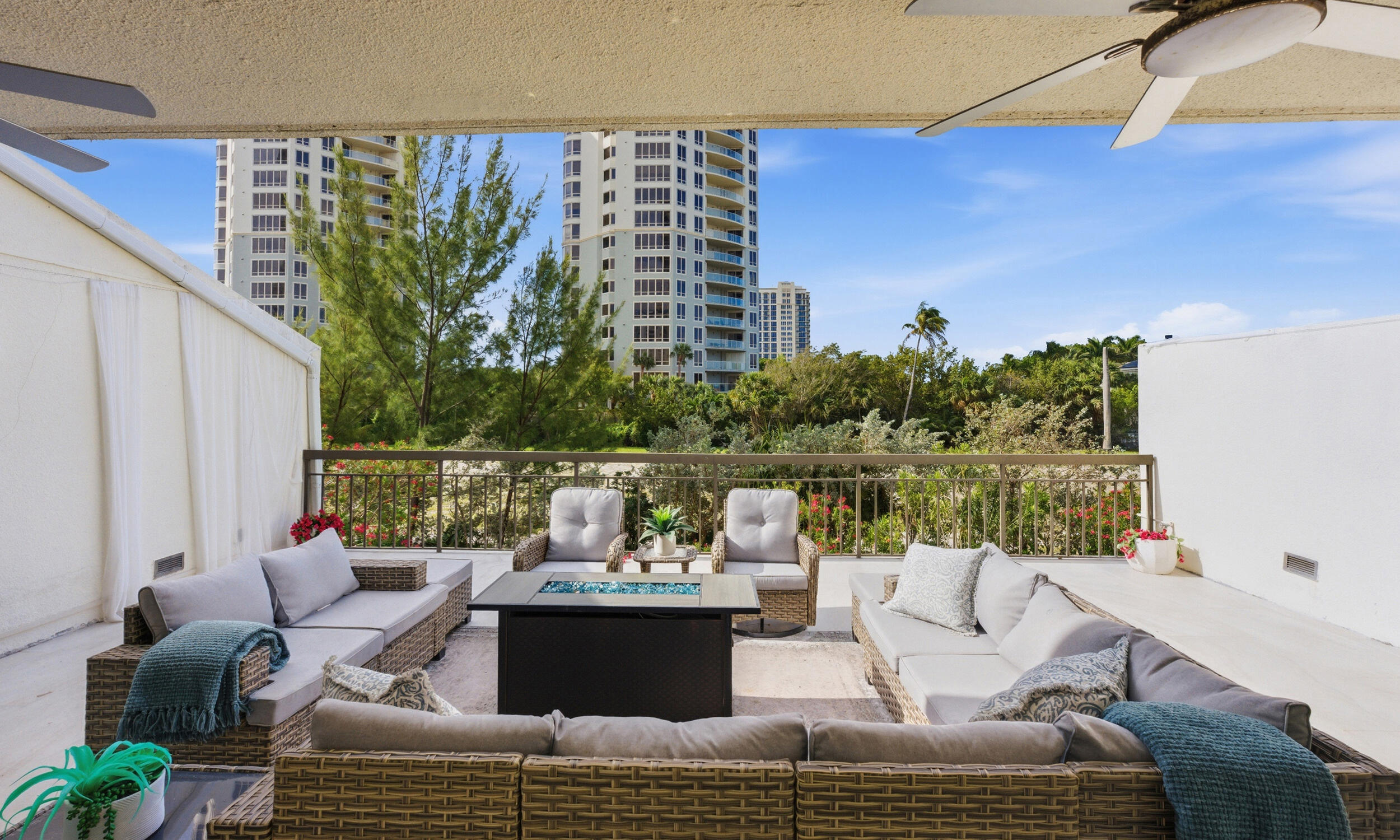 3972 N Ocean #5 Singer Island, FL 33404