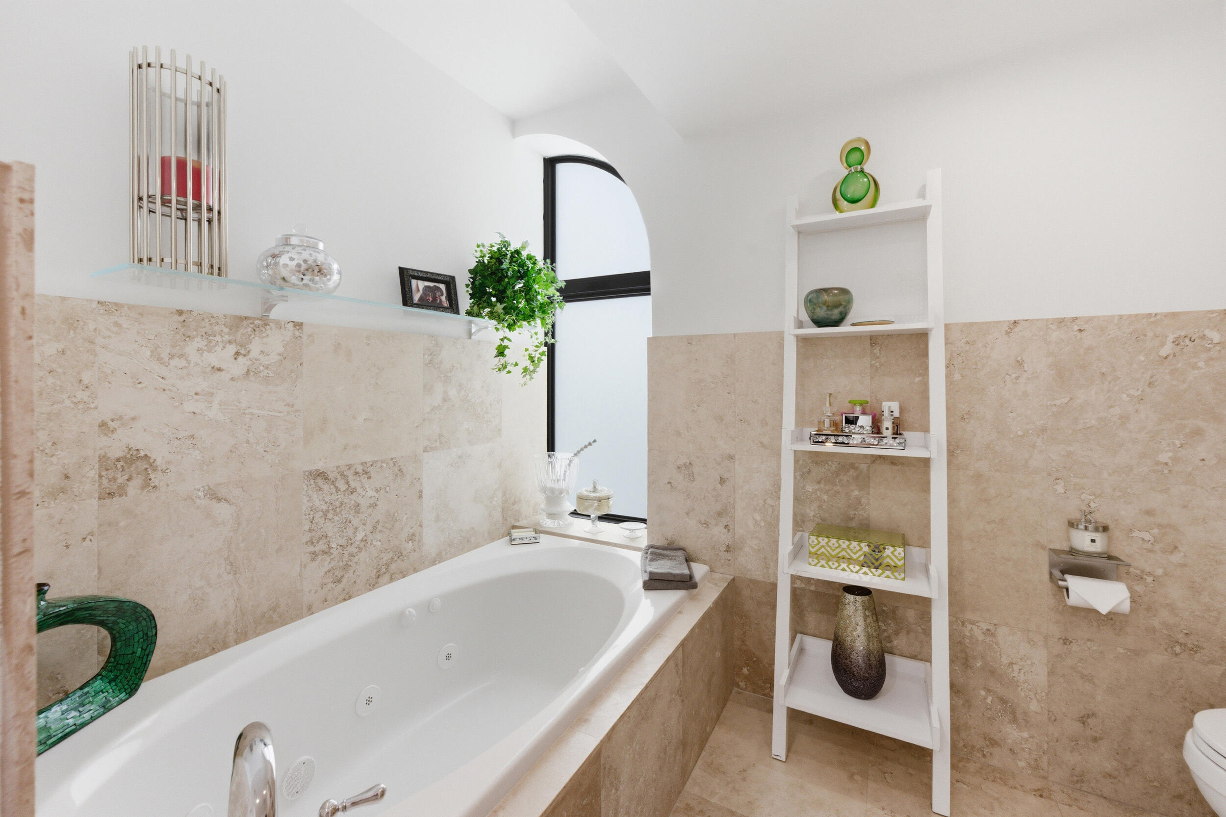 3972 N Ocean #5 Singer Island, FL 33404