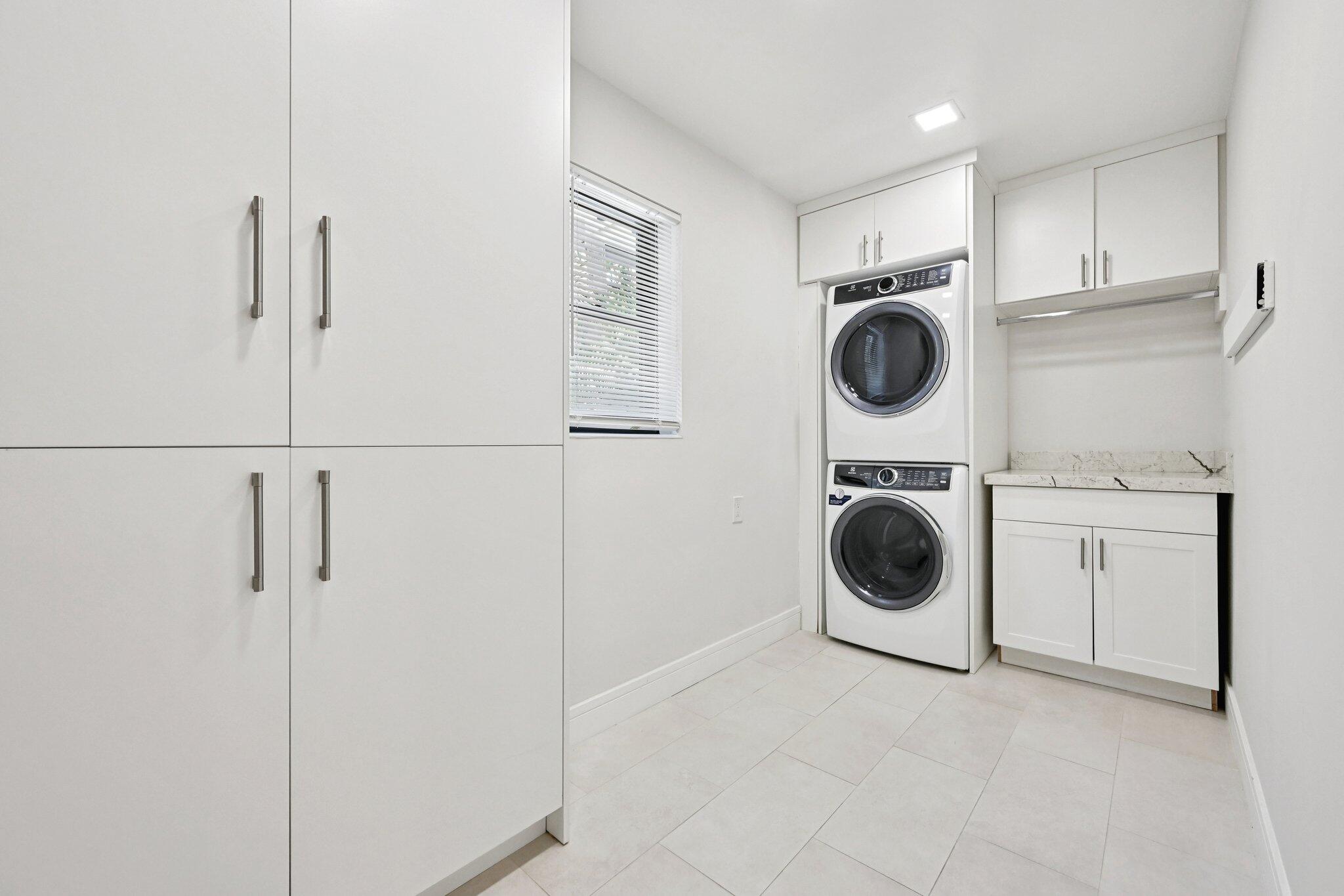 240 30th West Palm Beach, FL 33407