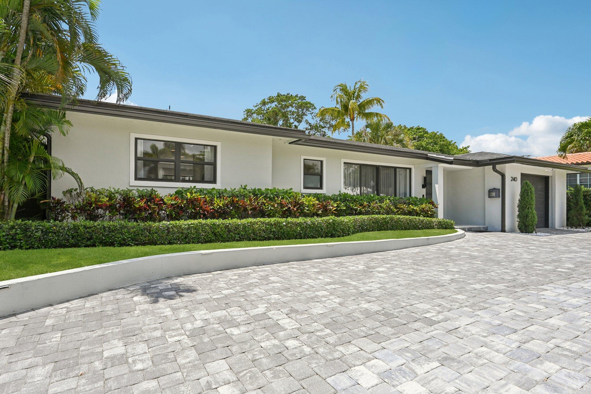 240 30th West Palm Beach, FL 33407