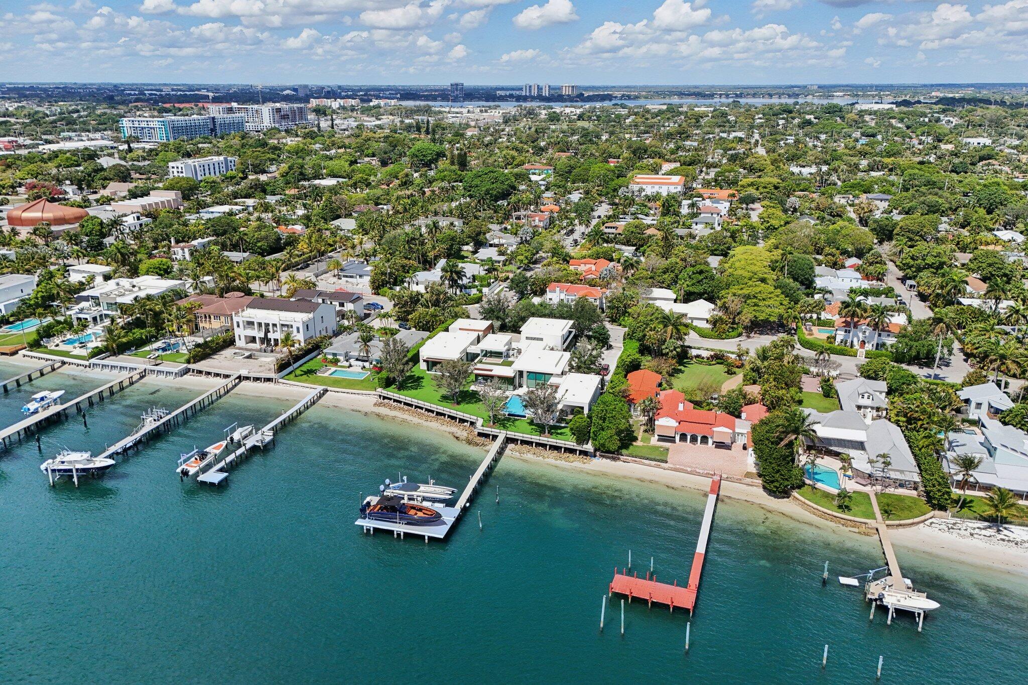 240 30th West Palm Beach, FL 33407