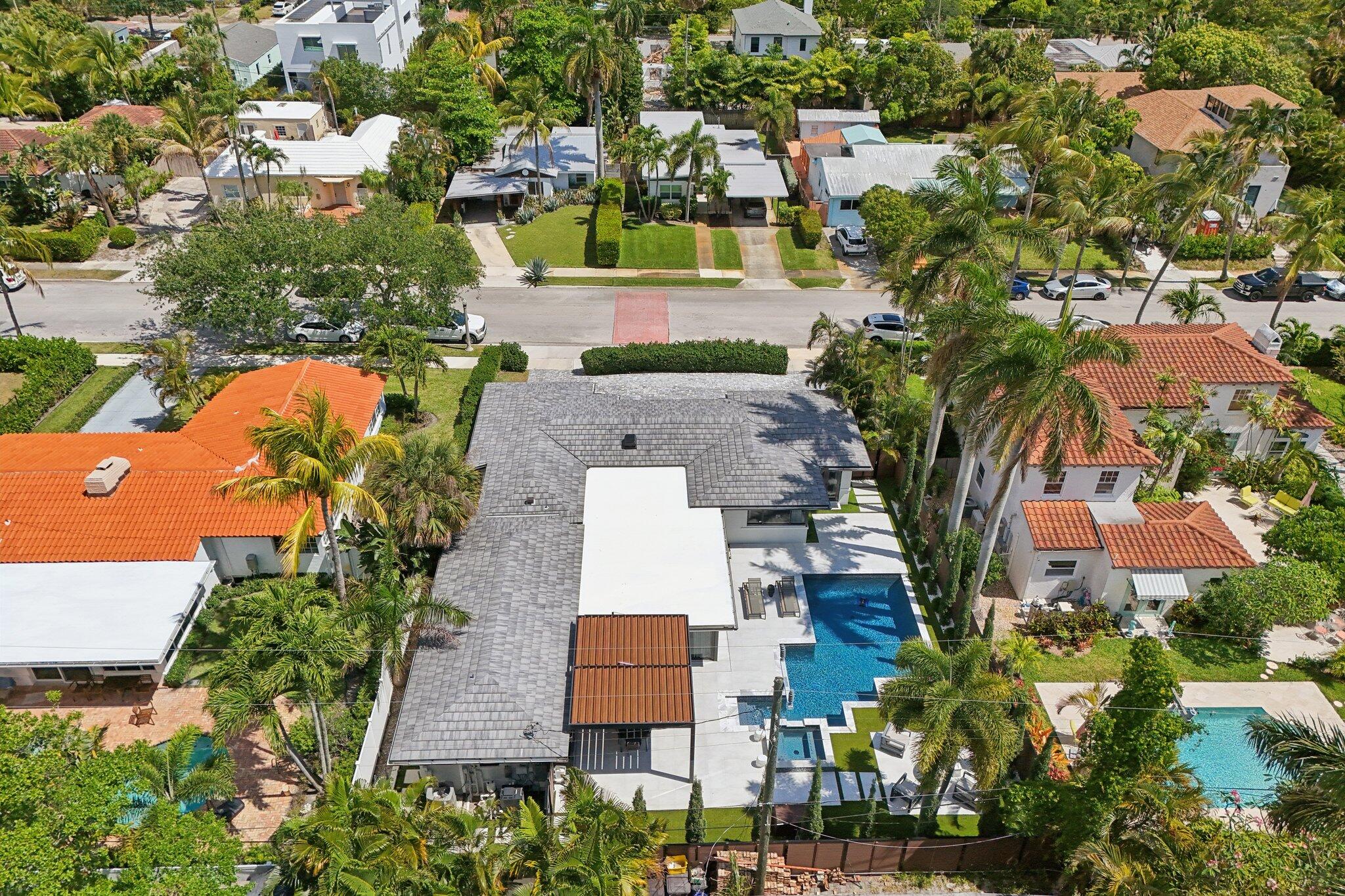 240 30th West Palm Beach, FL 33407