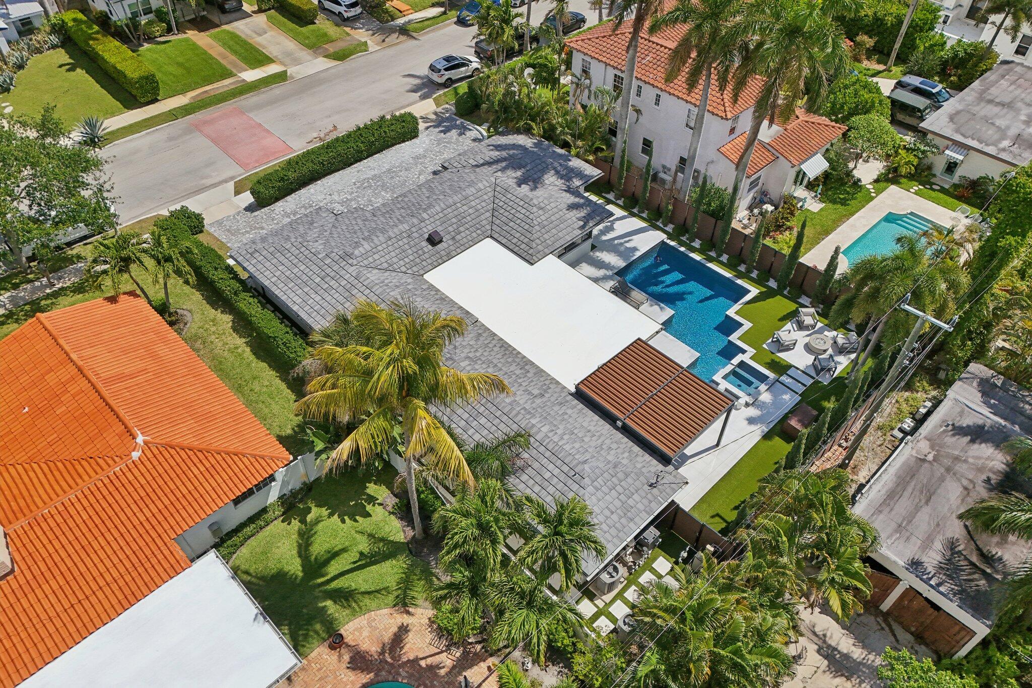 240 30th West Palm Beach, FL 33407