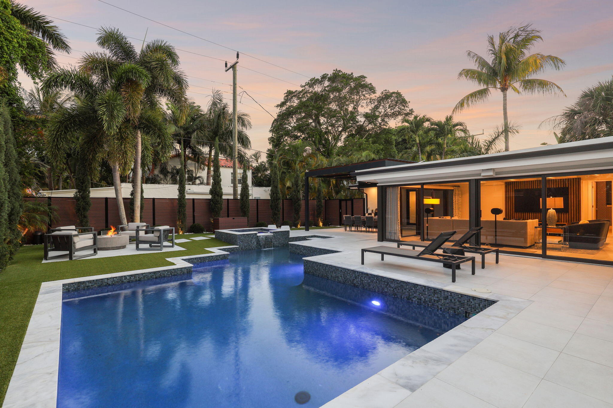 240 30th West Palm Beach, FL 33407