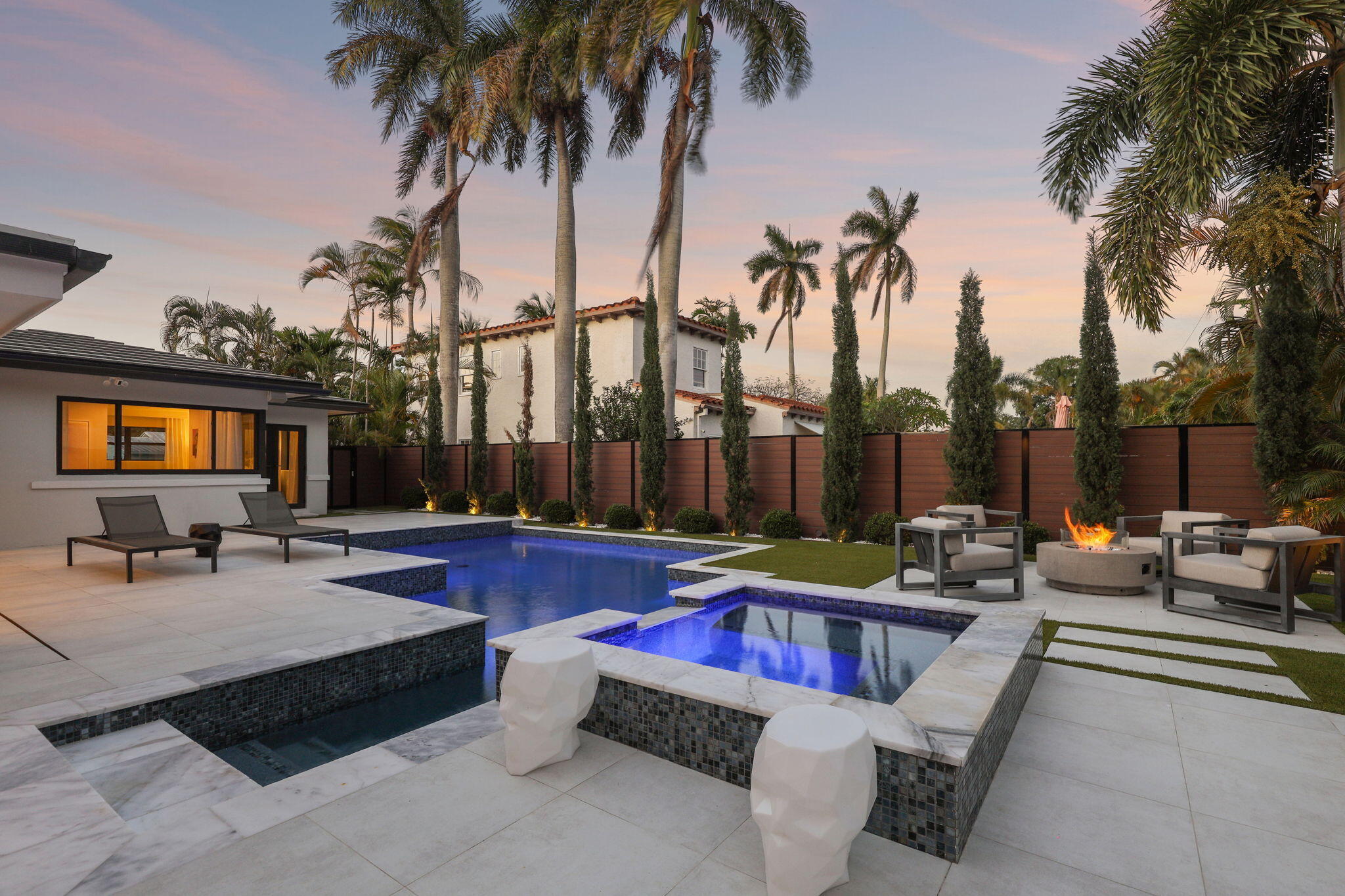 240 30th West Palm Beach, FL 33407