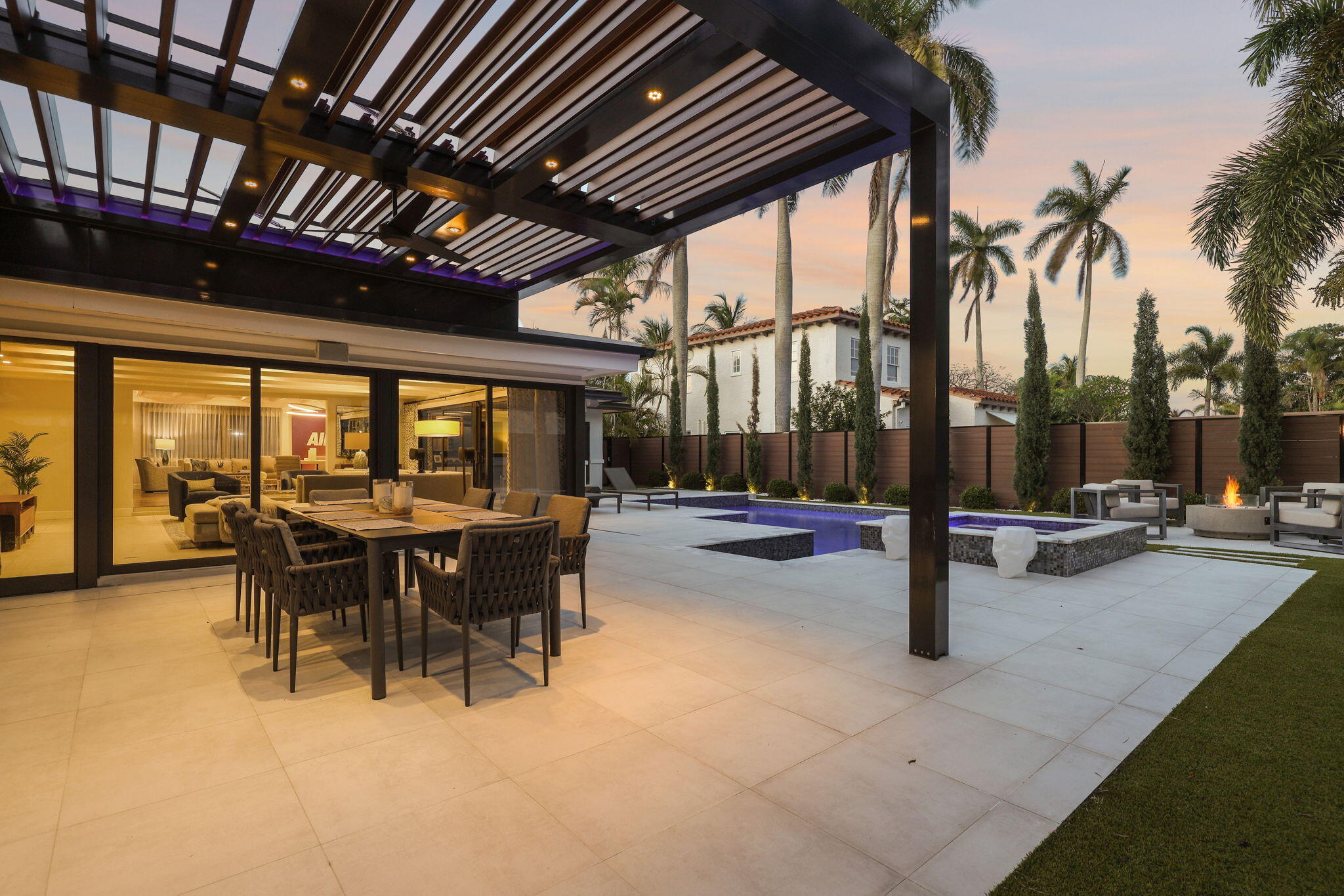 240 30th West Palm Beach, FL 33407