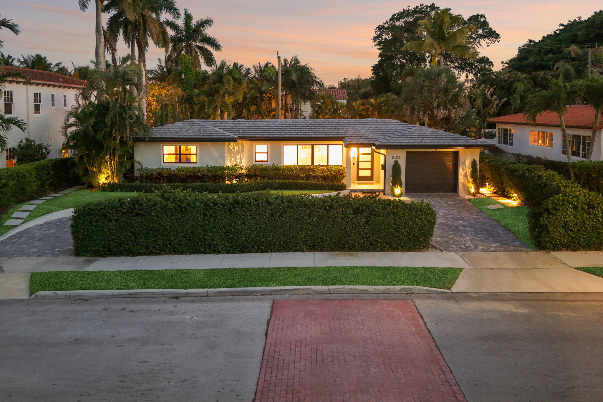 240 30th West Palm Beach, FL 33407