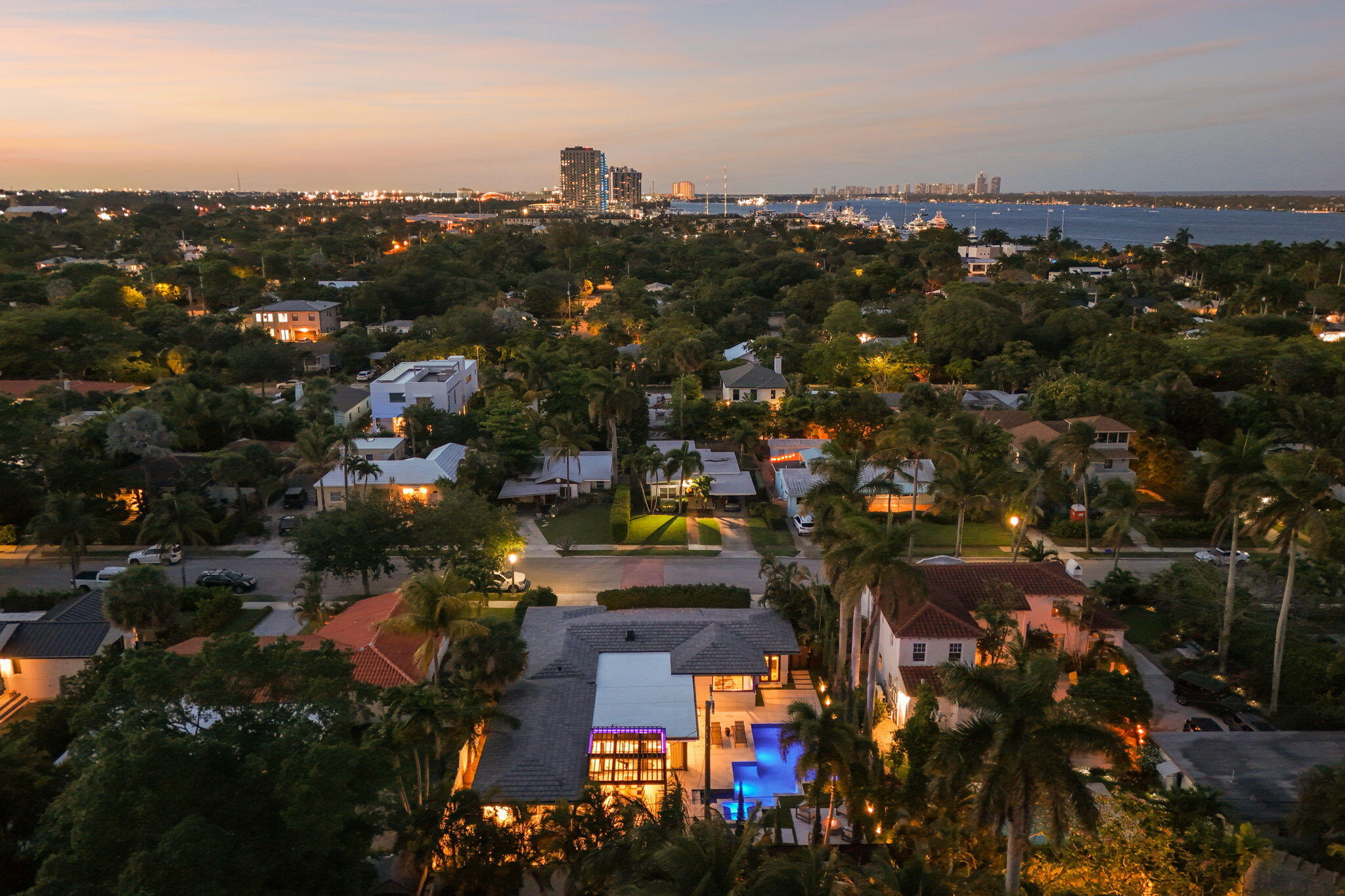 240 30th West Palm Beach, FL 33407