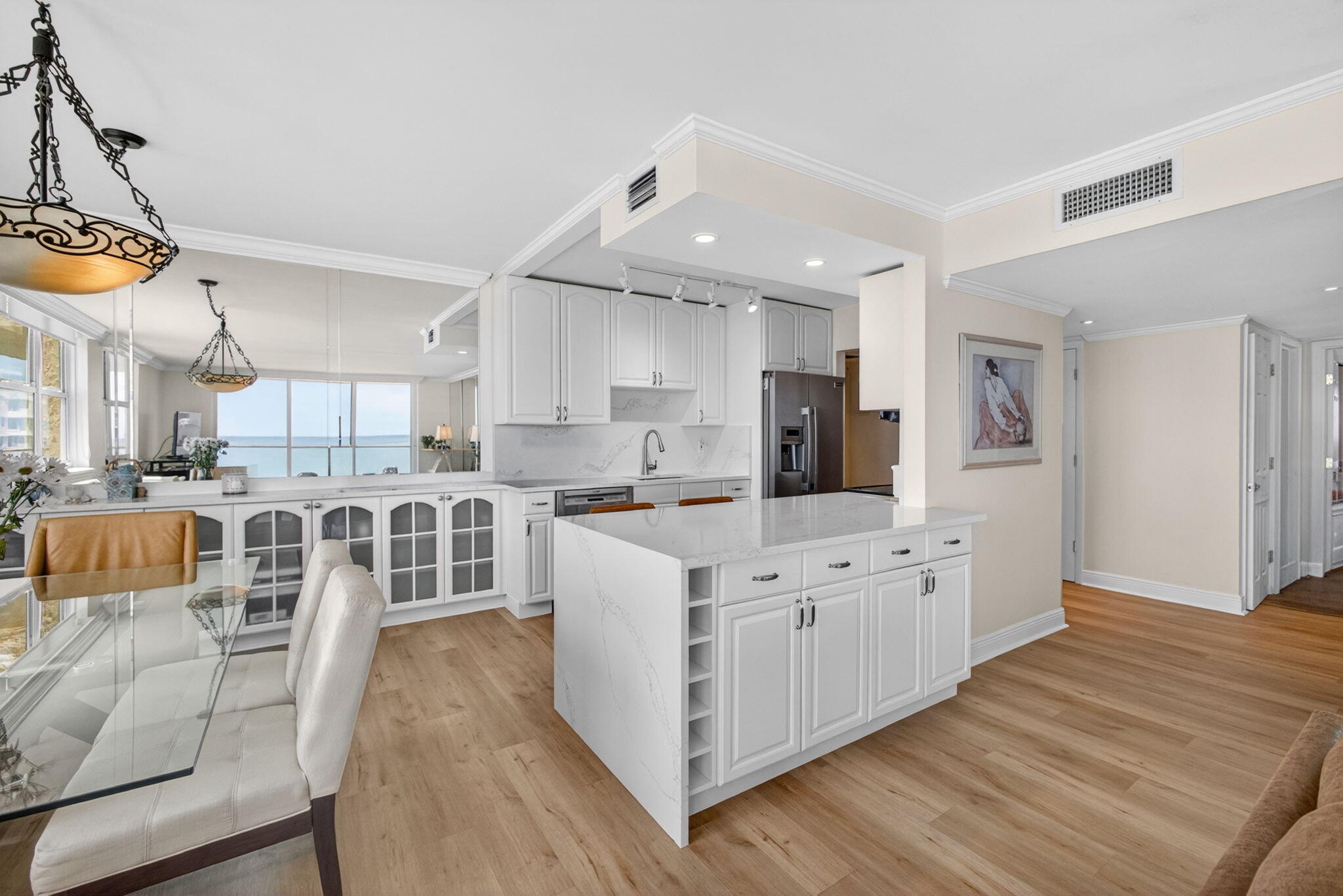 5440 N Ocean #1006 Riviera Beach, FL 33404