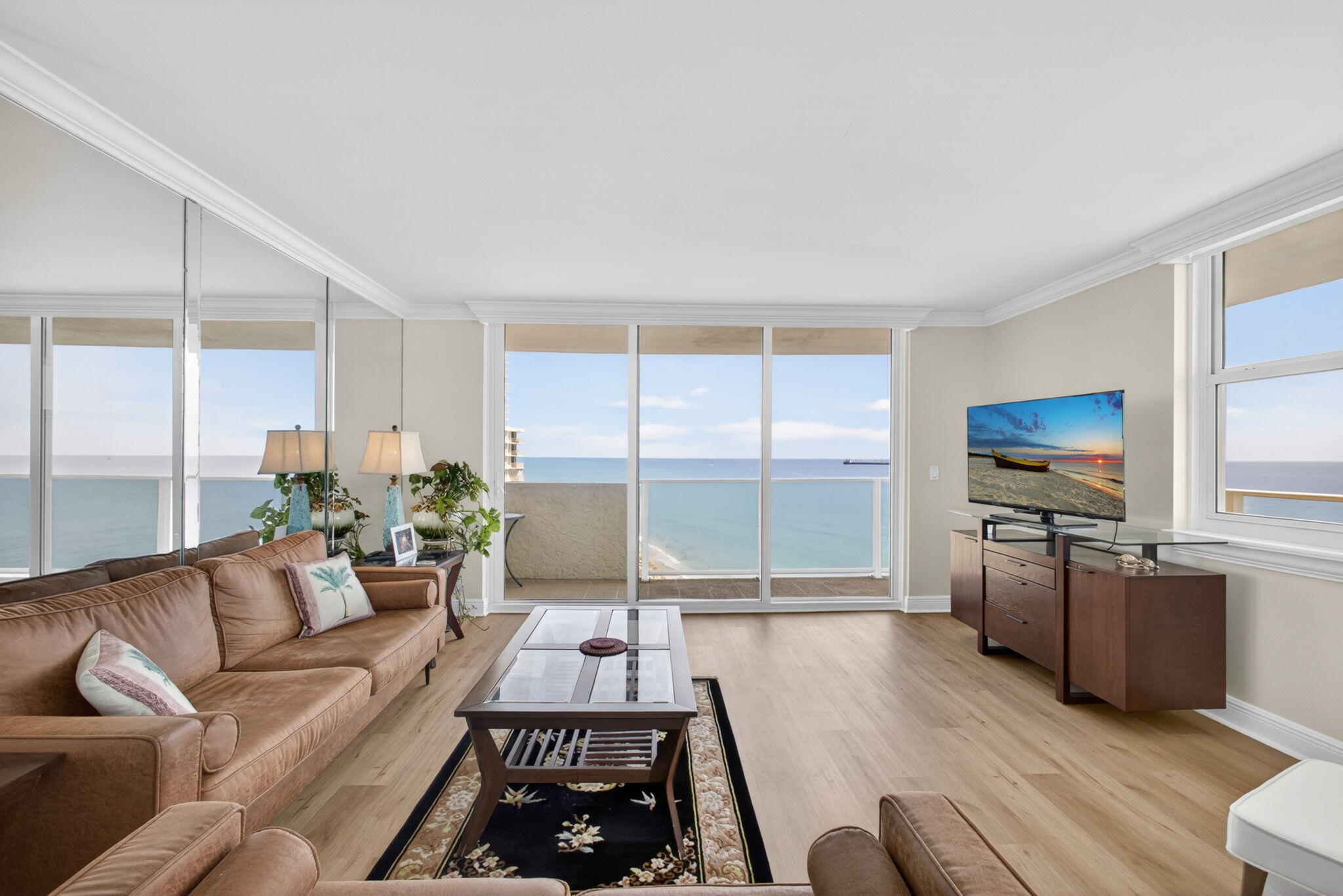5440 N Ocean #1006 Riviera Beach, FL 33404