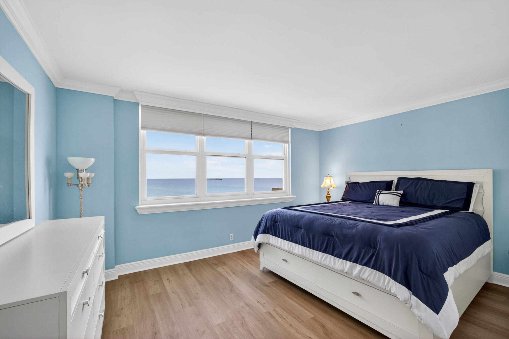 5440 N Ocean #1006 Riviera Beach, FL 33404