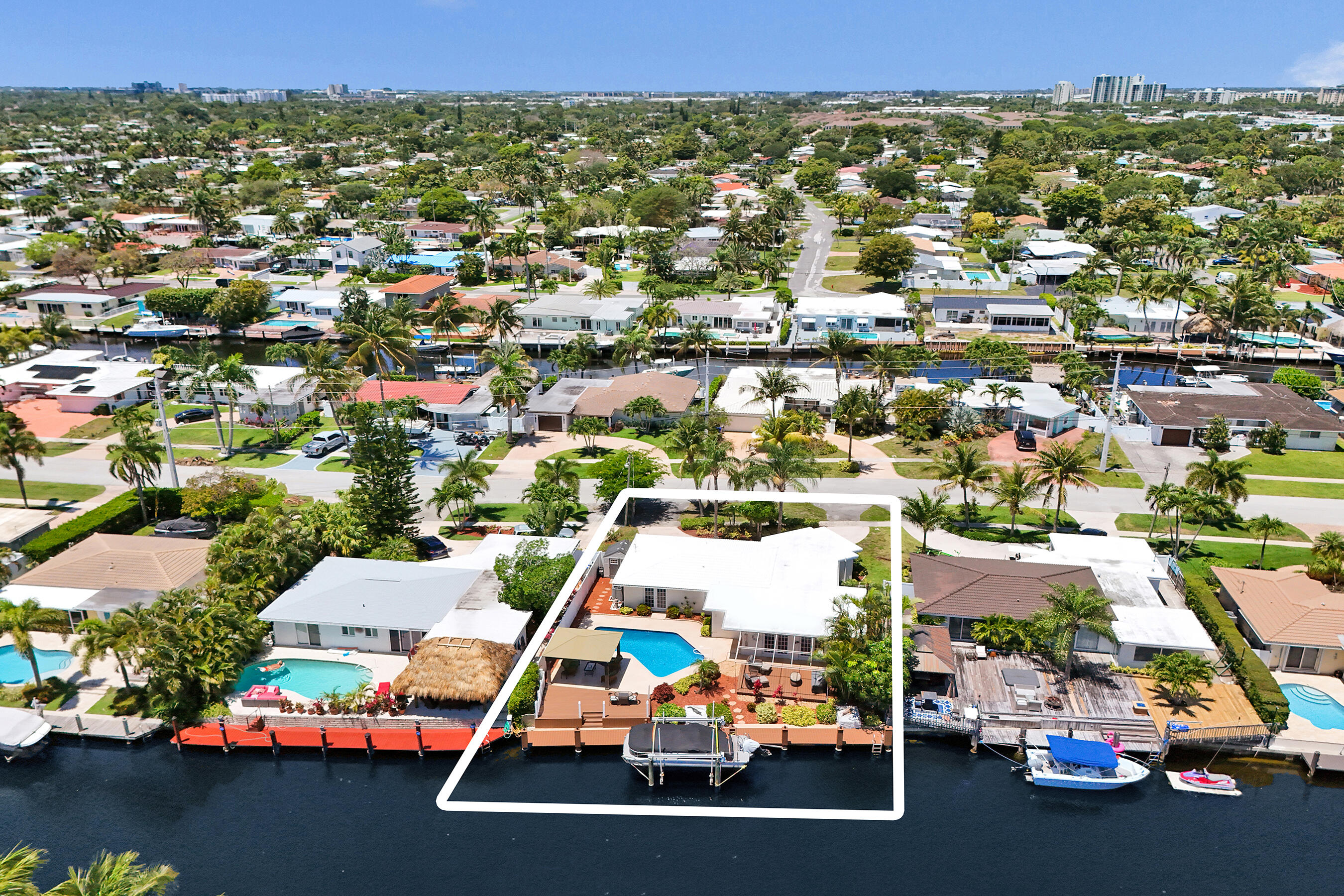 700 SE 5th Pompano Beach, FL 33060