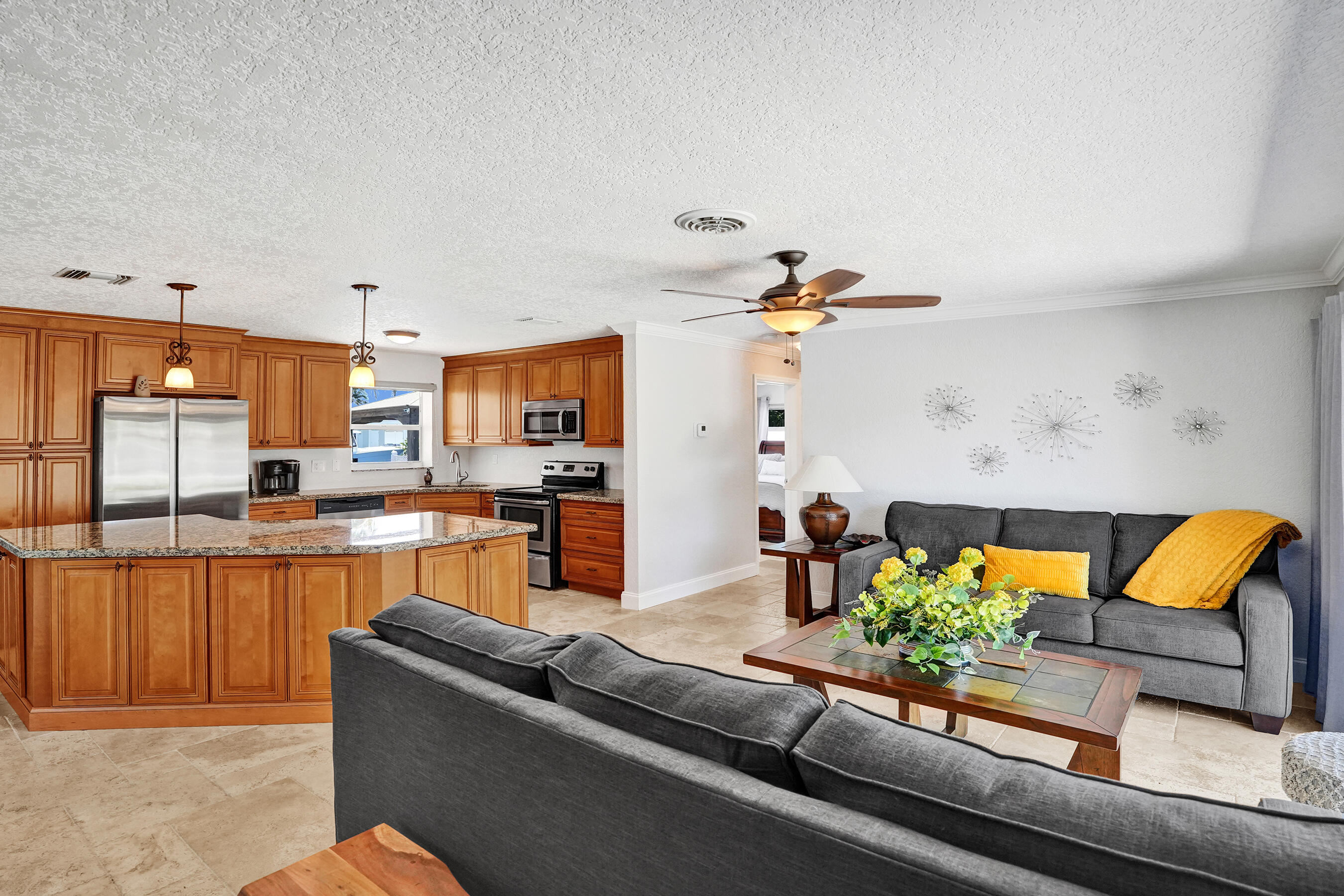 700 SE 5th Pompano Beach, FL 33060