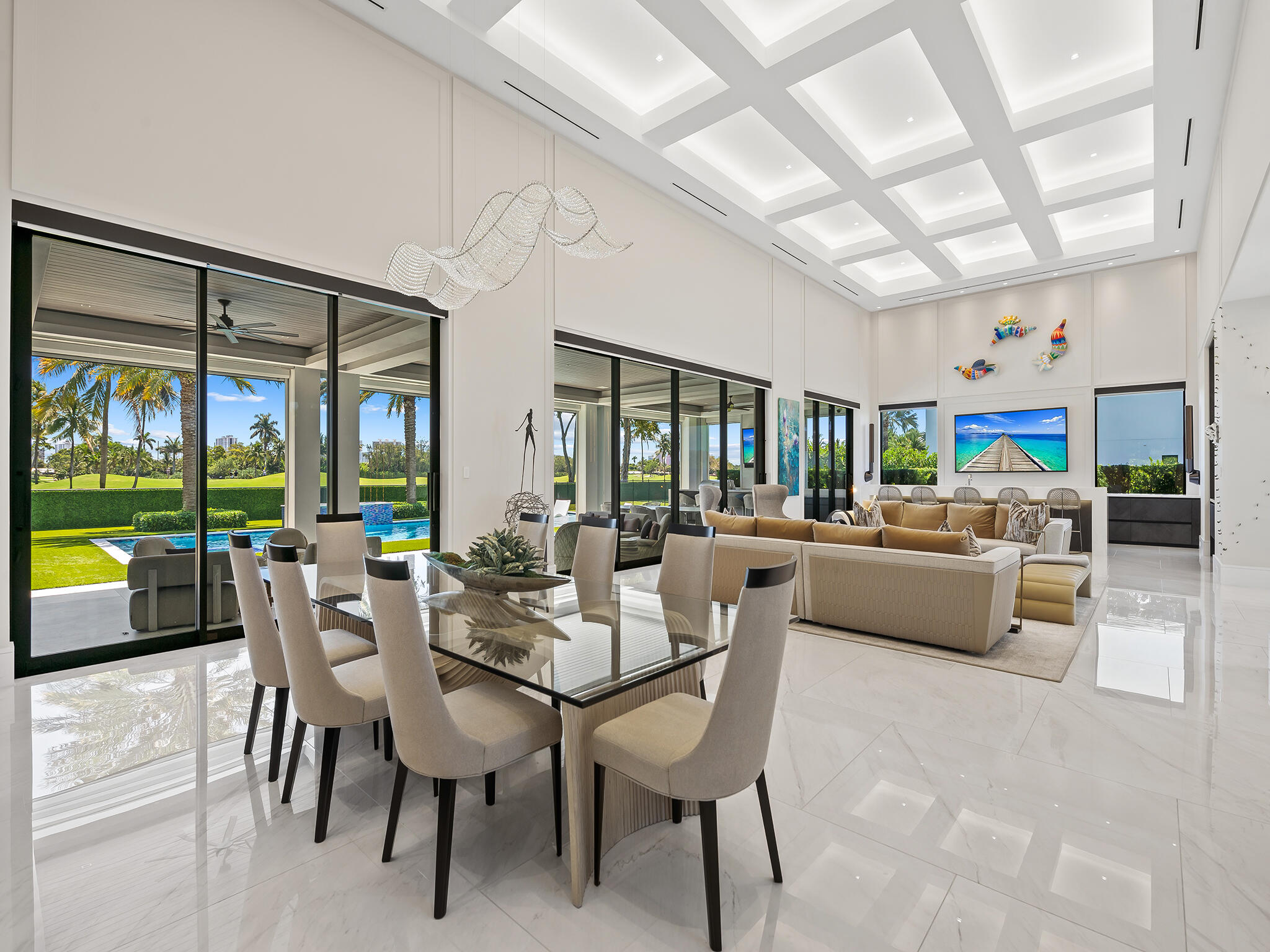 3916 Country Clb Fort Lauderdale, FL 33308