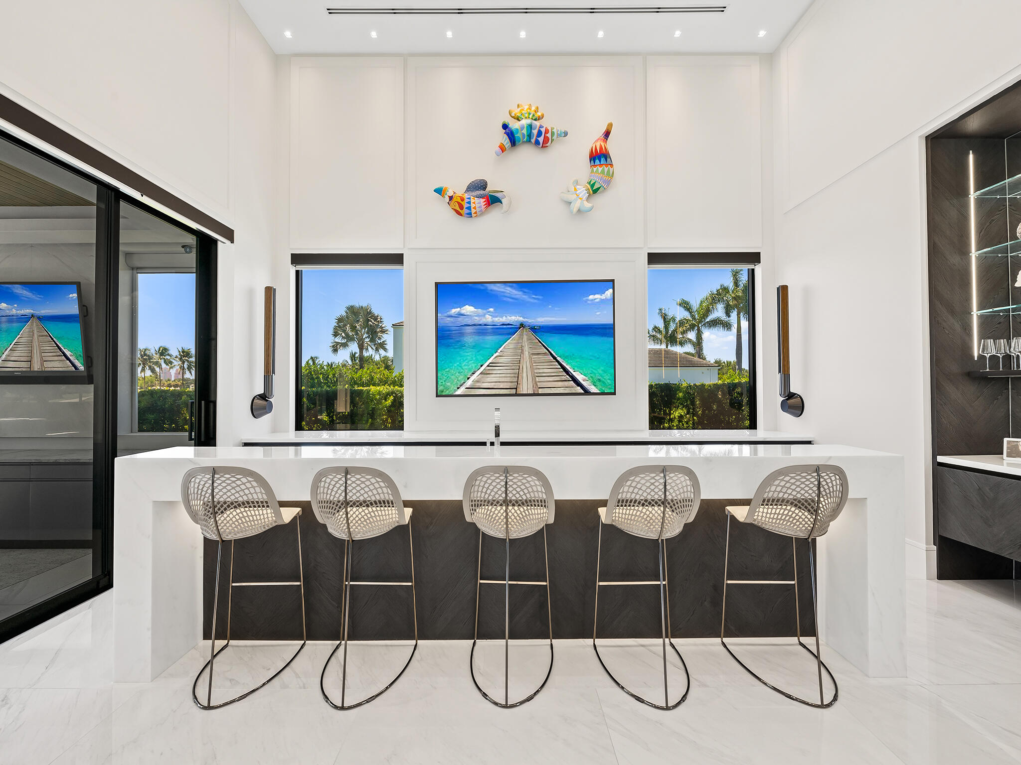 3916 Country Clb Fort Lauderdale, FL 33308