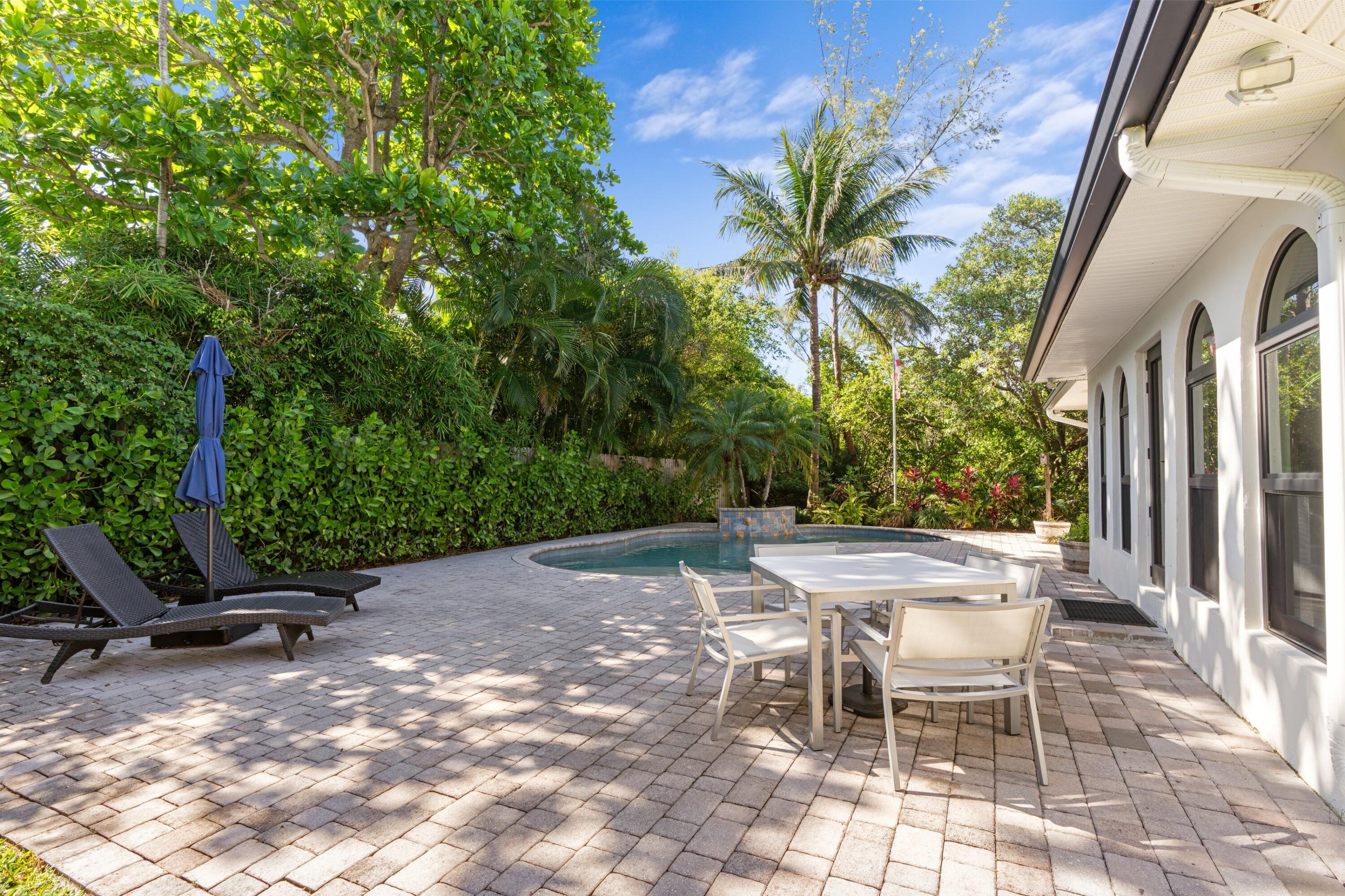 35 Anna Ocean Ridge, FL 33435