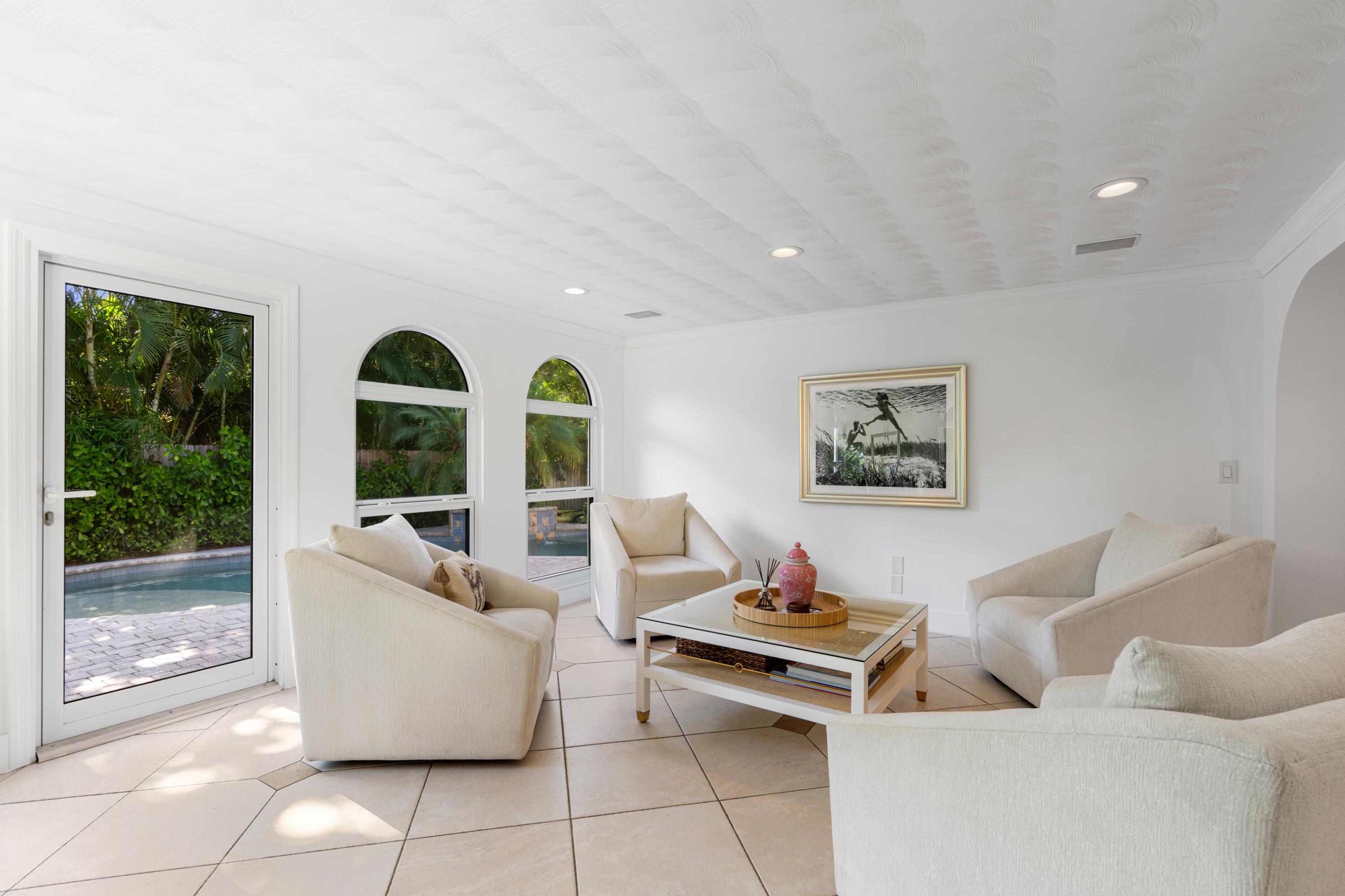 35 Anna Ocean Ridge, FL 33435