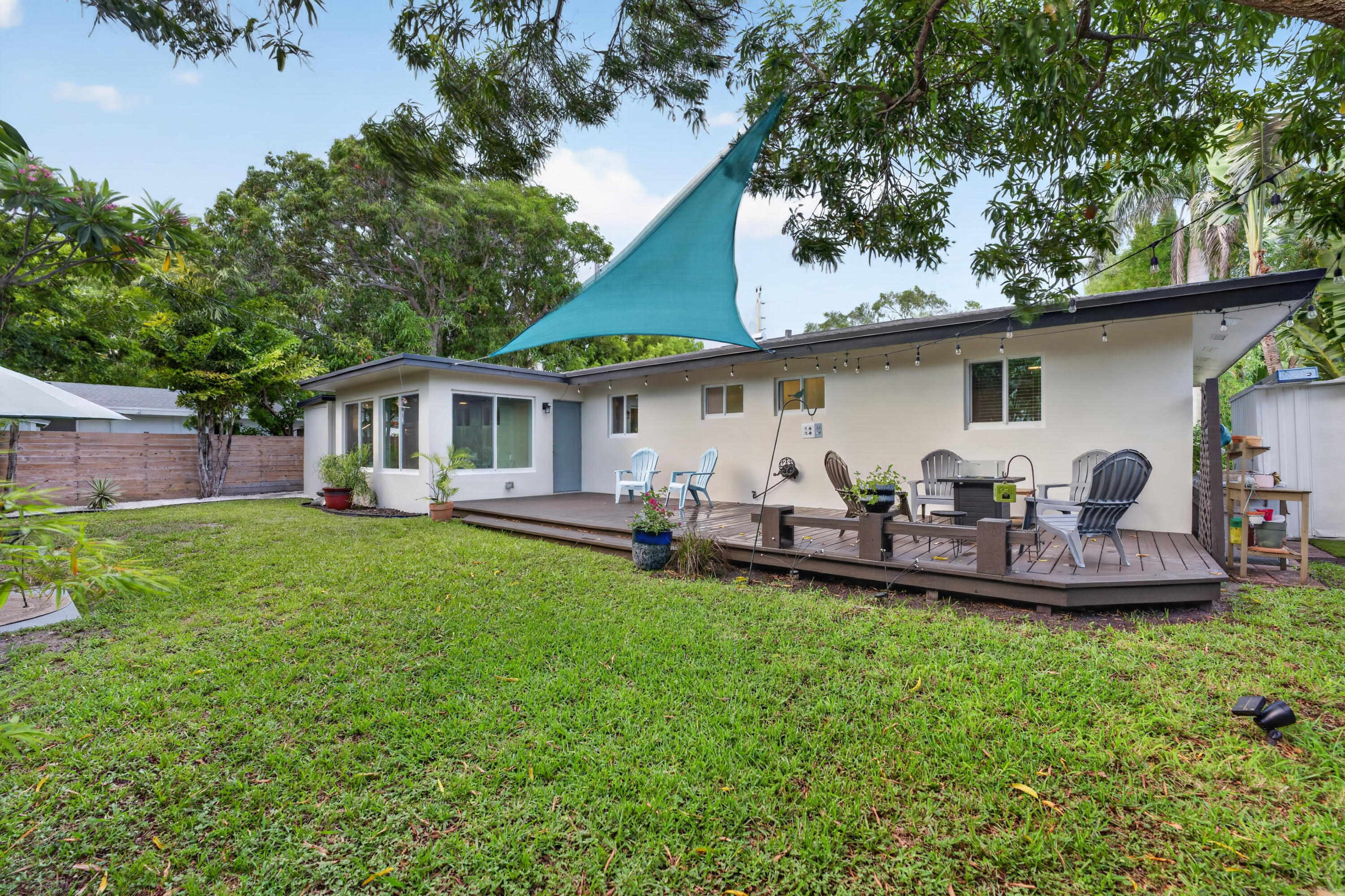 510 NE 8th Pompano Beach, FL 33060
