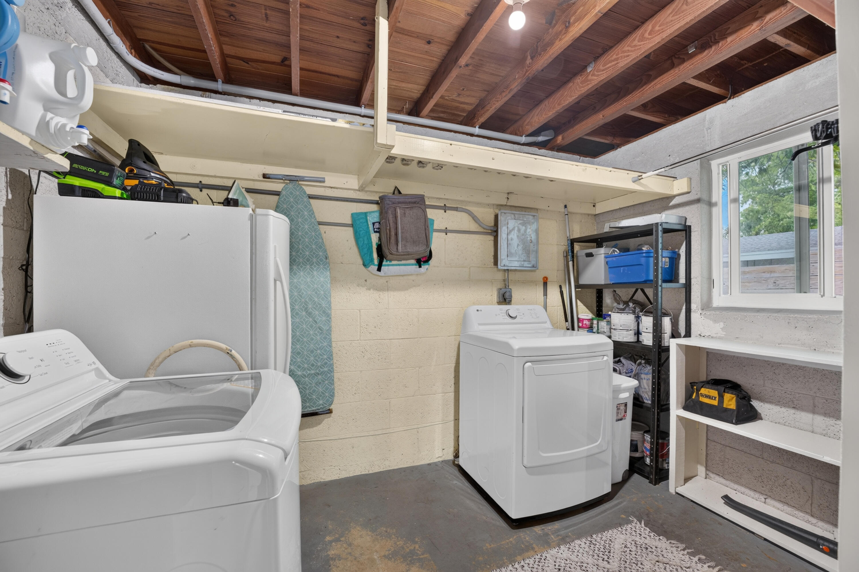 510 NE 8th Pompano Beach, FL 33060