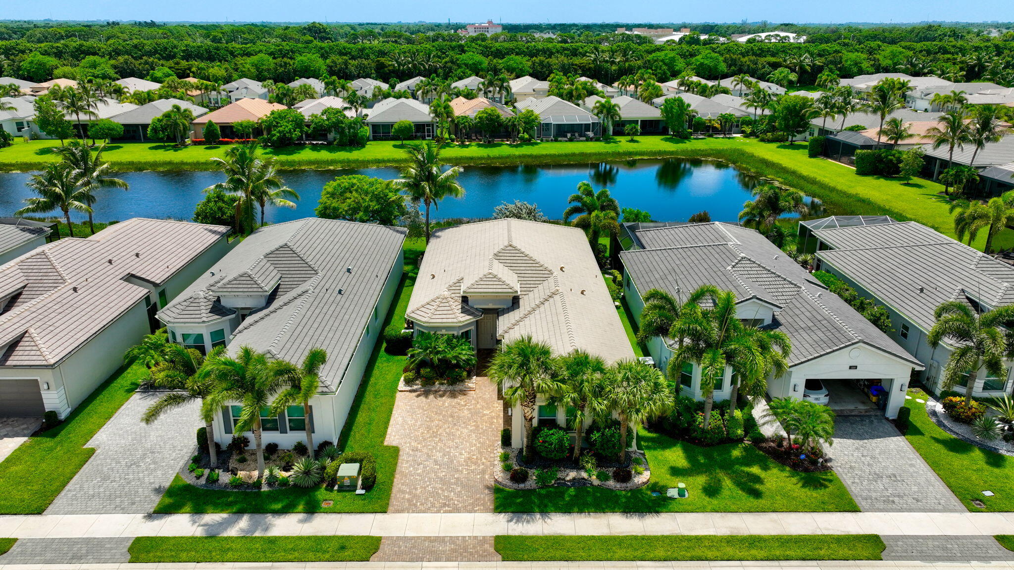12604 Kettle Riv Boynton Beach, FL 33473