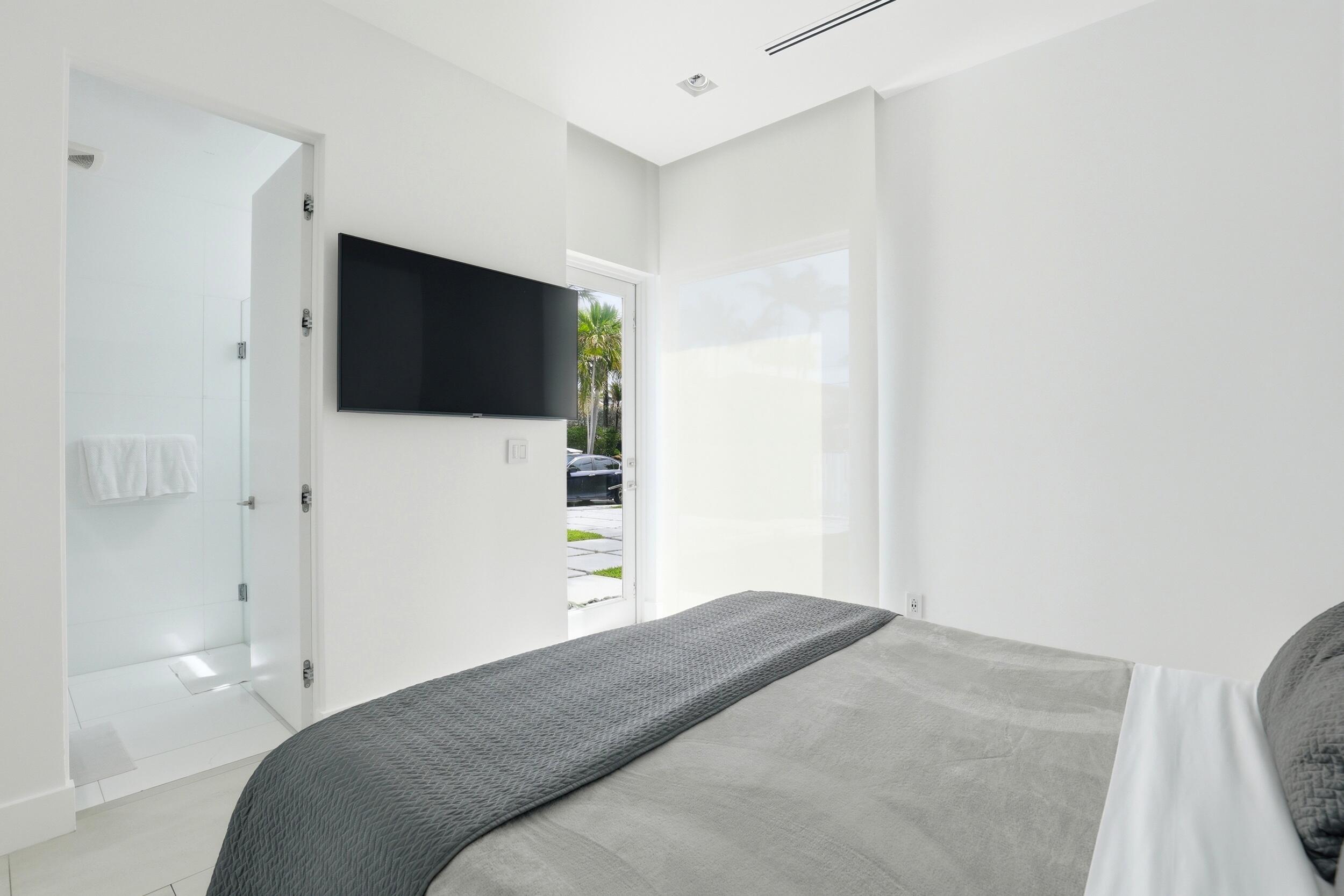 3017 N Atlantic Fort Lauderdale, FL 33308