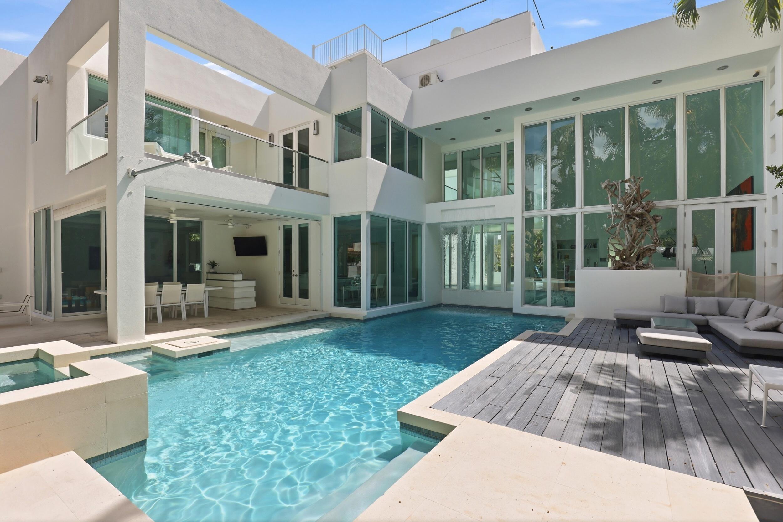 3017 N Atlantic Fort Lauderdale, FL 33308