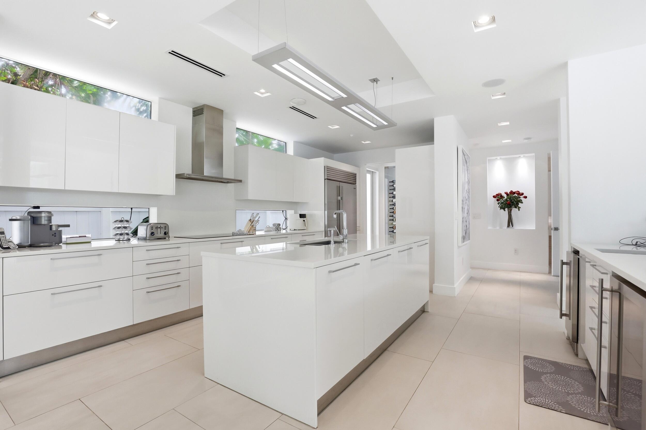 3017 N Atlantic Fort Lauderdale, FL 33308