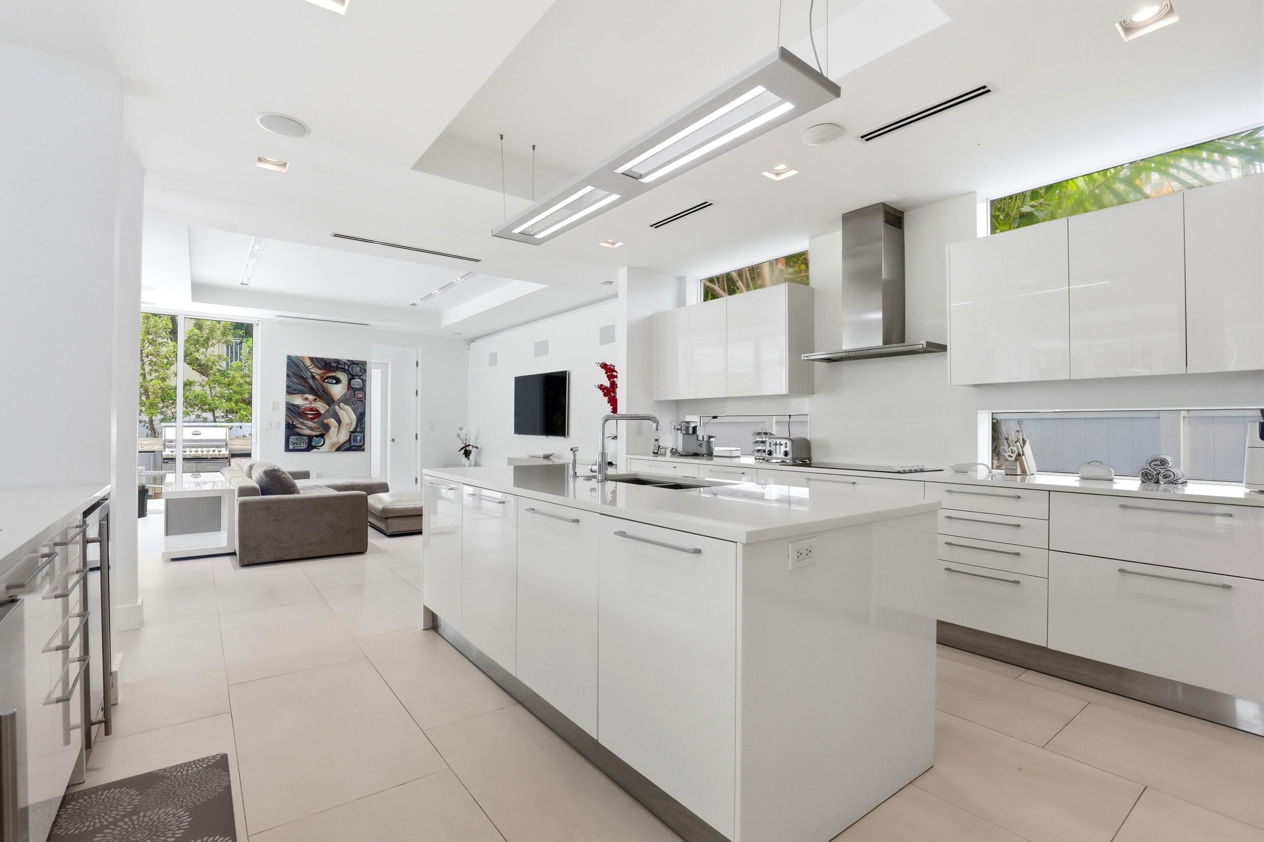3017 N Atlantic Fort Lauderdale, FL 33308