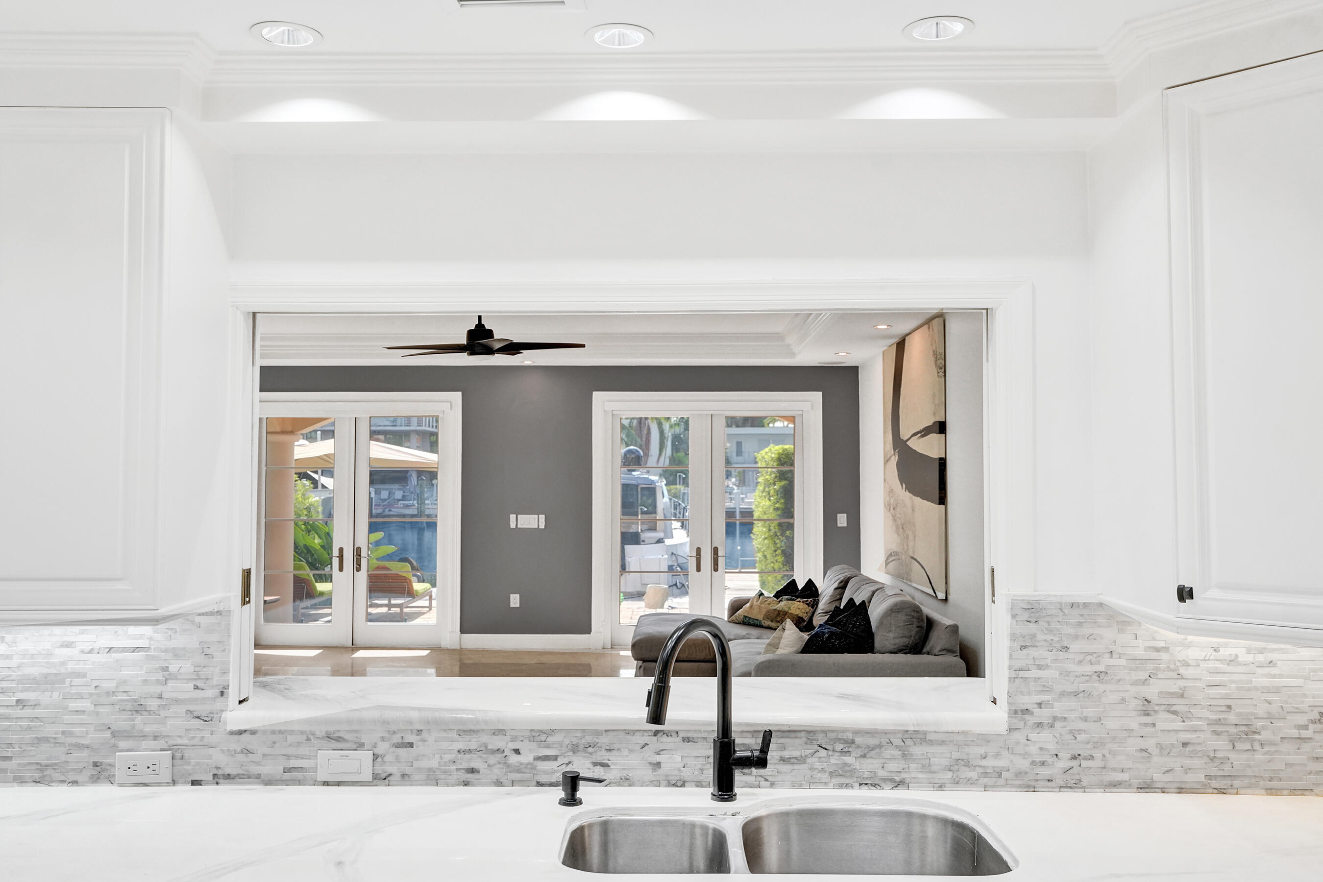 210 Hendricks Fort Lauderdale, FL 33301