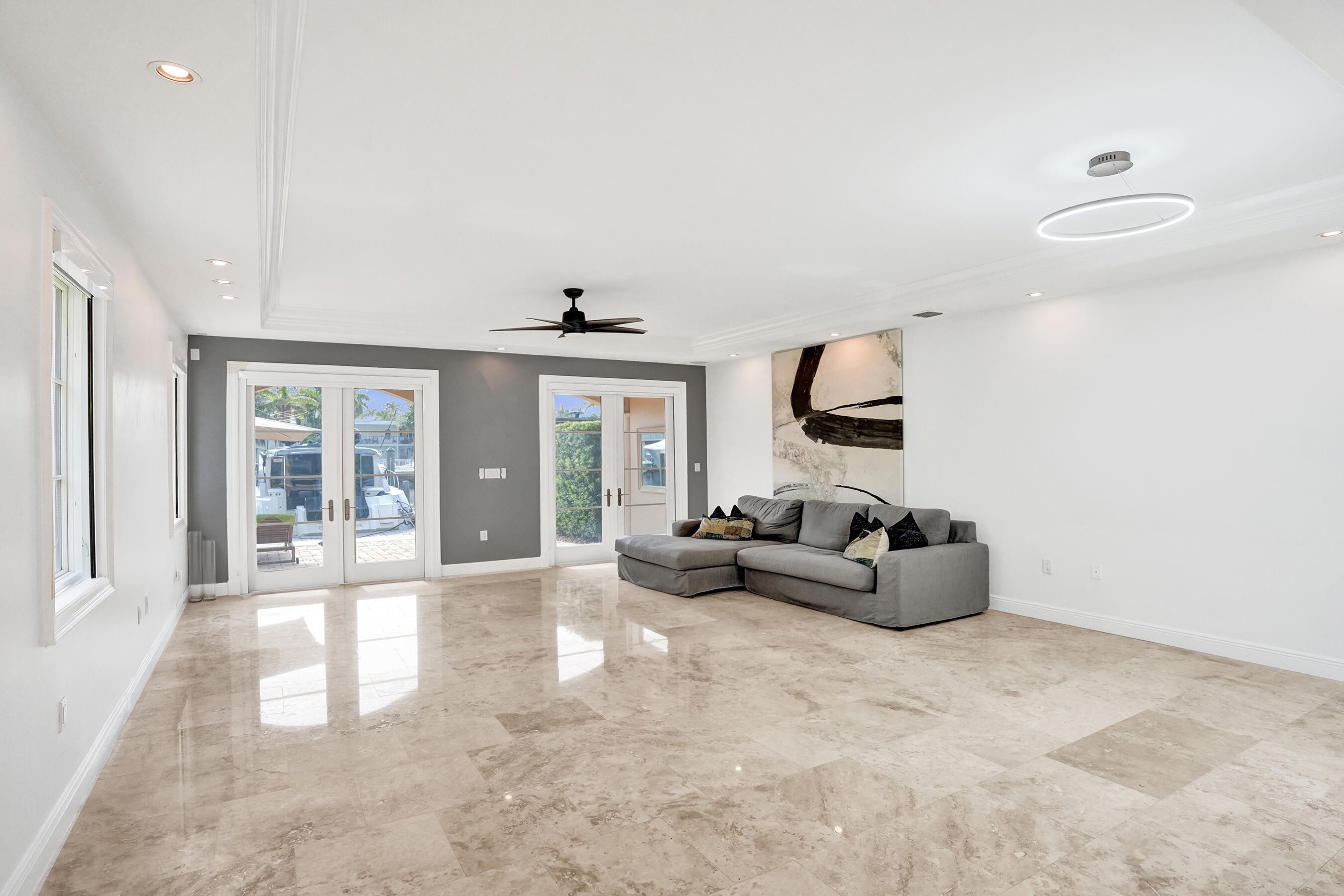 210 Hendricks Fort Lauderdale, FL 33301