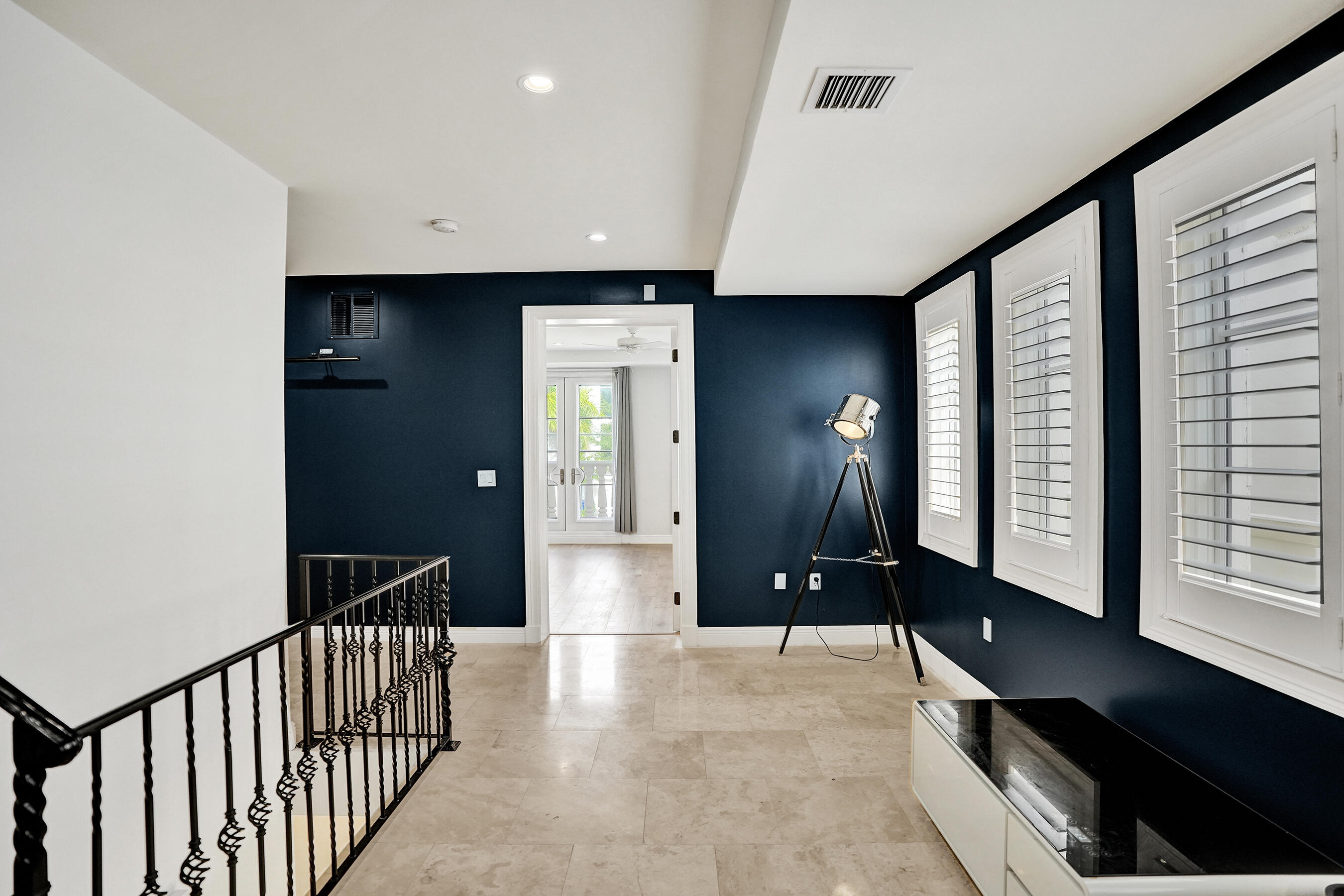 210 Hendricks Fort Lauderdale, FL 33301