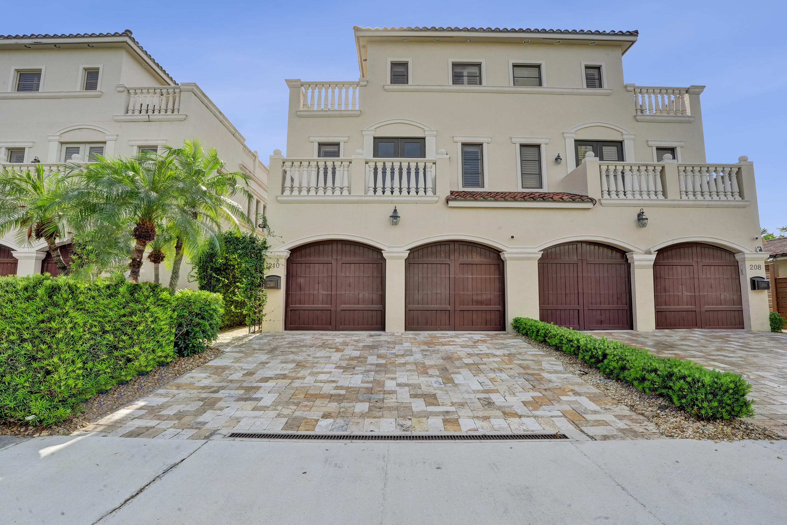 210 Hendricks Fort Lauderdale, FL 33301