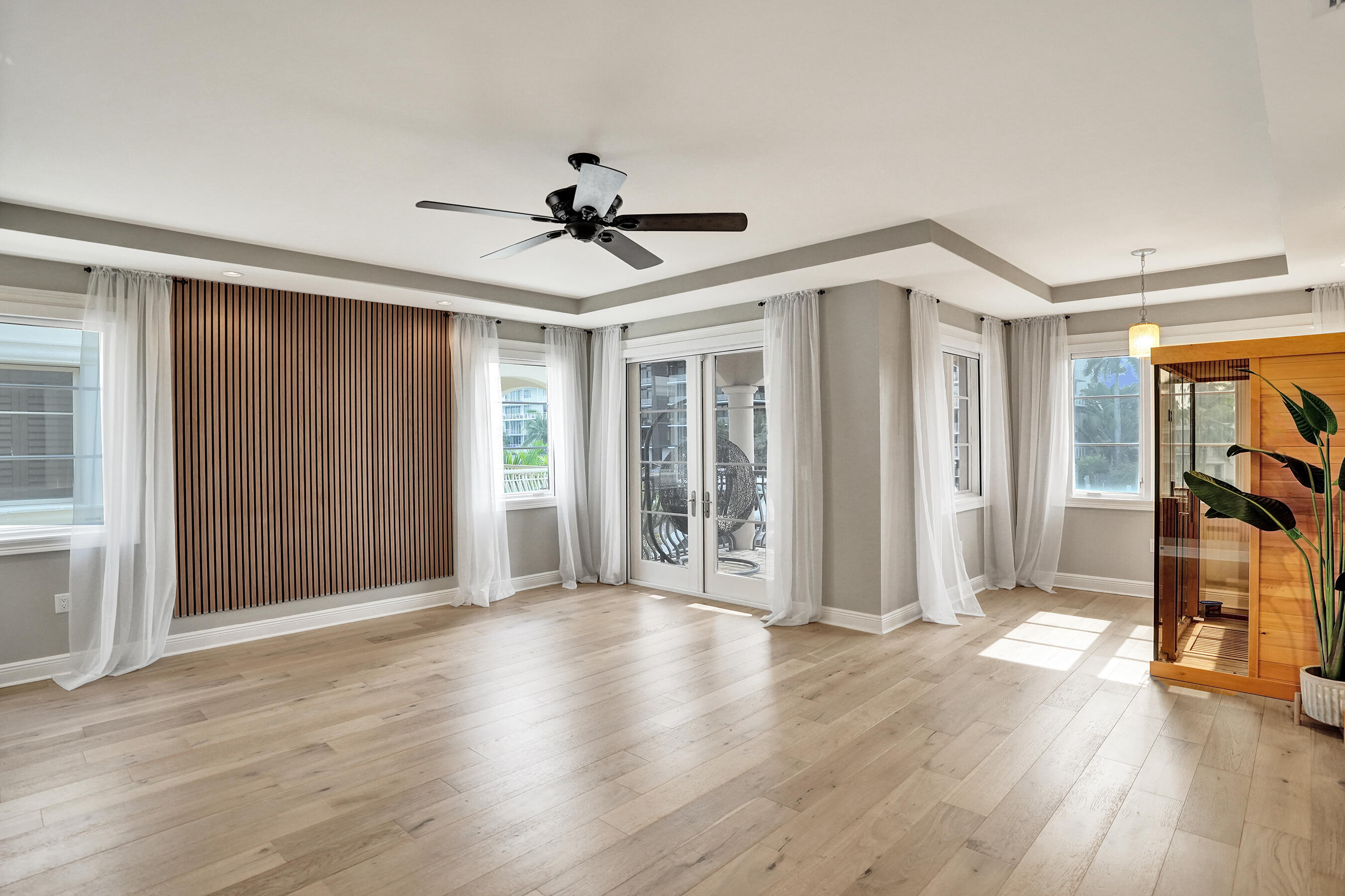 210 Hendricks Fort Lauderdale, FL 33301