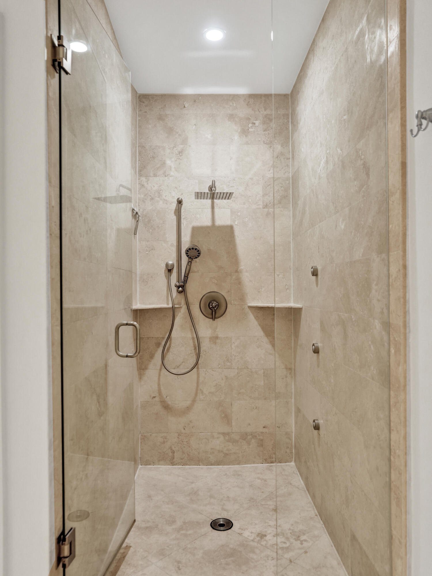 210 Hendricks Fort Lauderdale, FL 33301