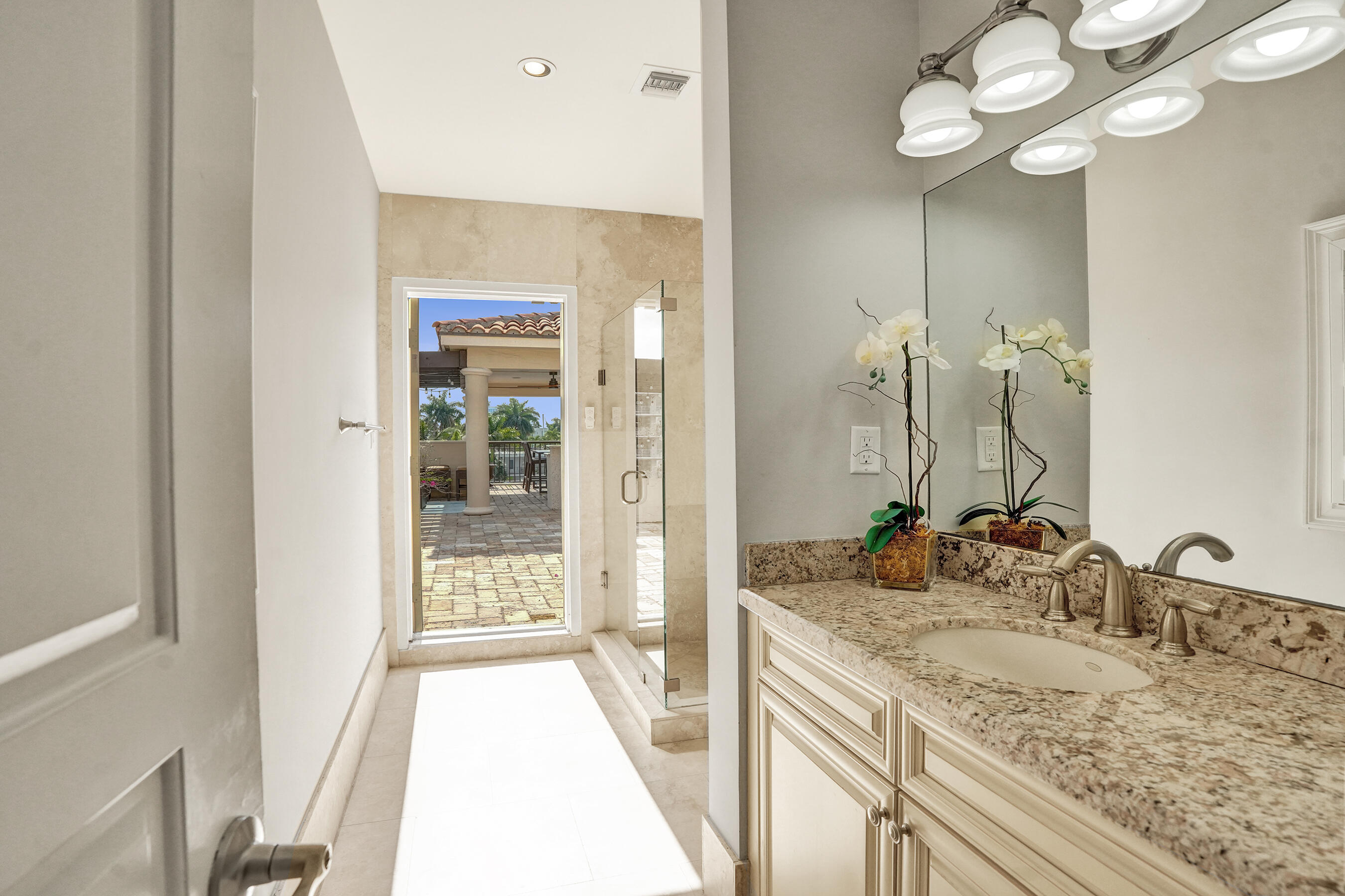 210 Hendricks Fort Lauderdale, FL 33301