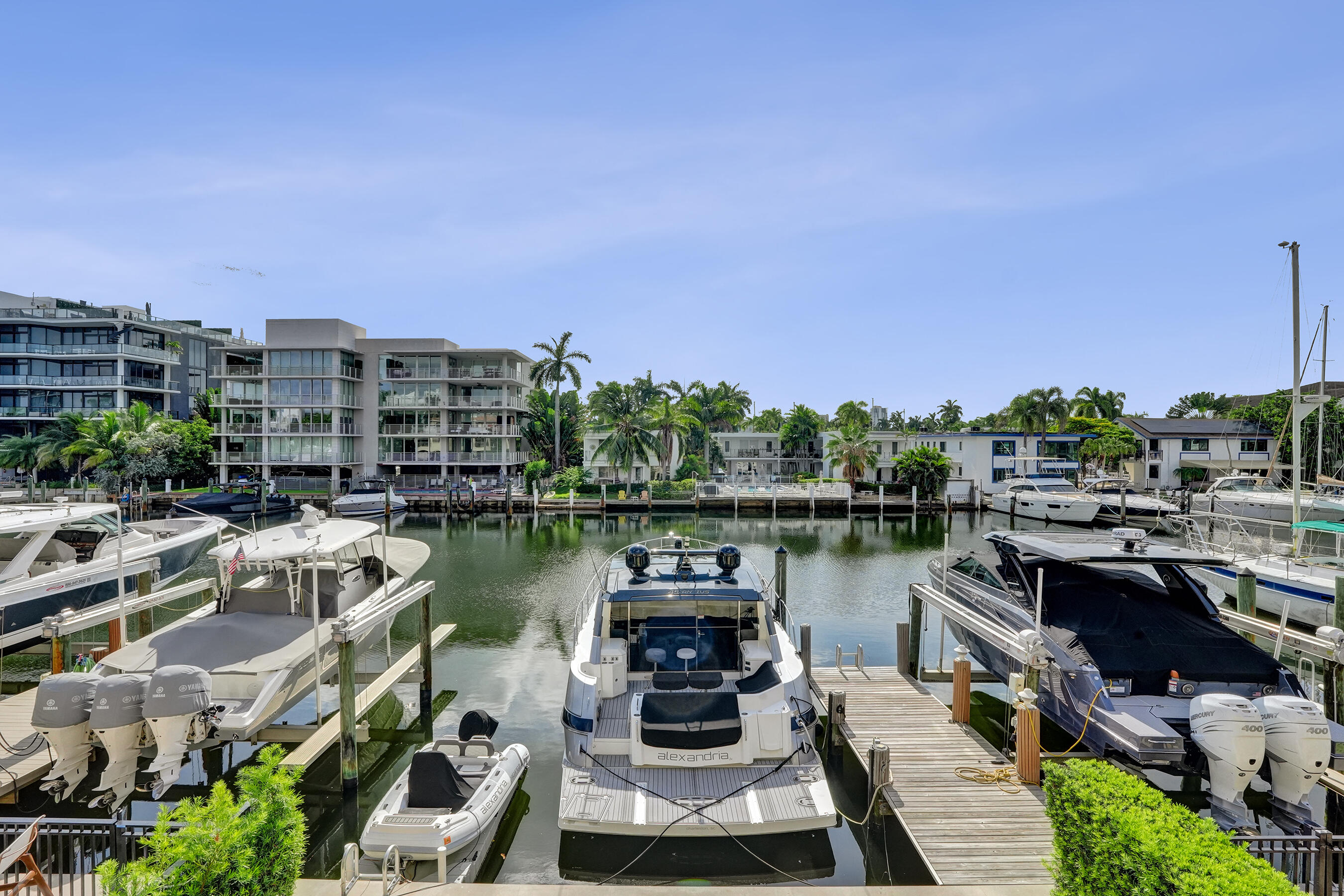 210 Hendricks Fort Lauderdale, FL 33301