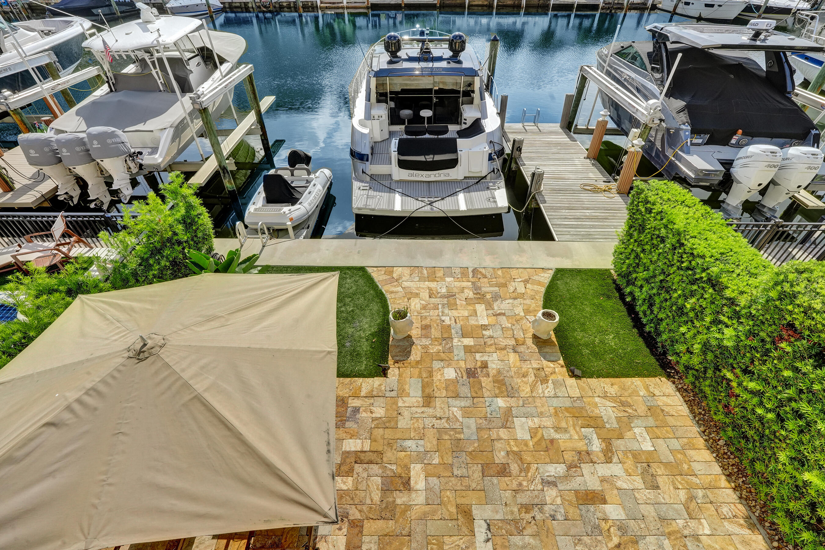 210 Hendricks Fort Lauderdale, FL 33301