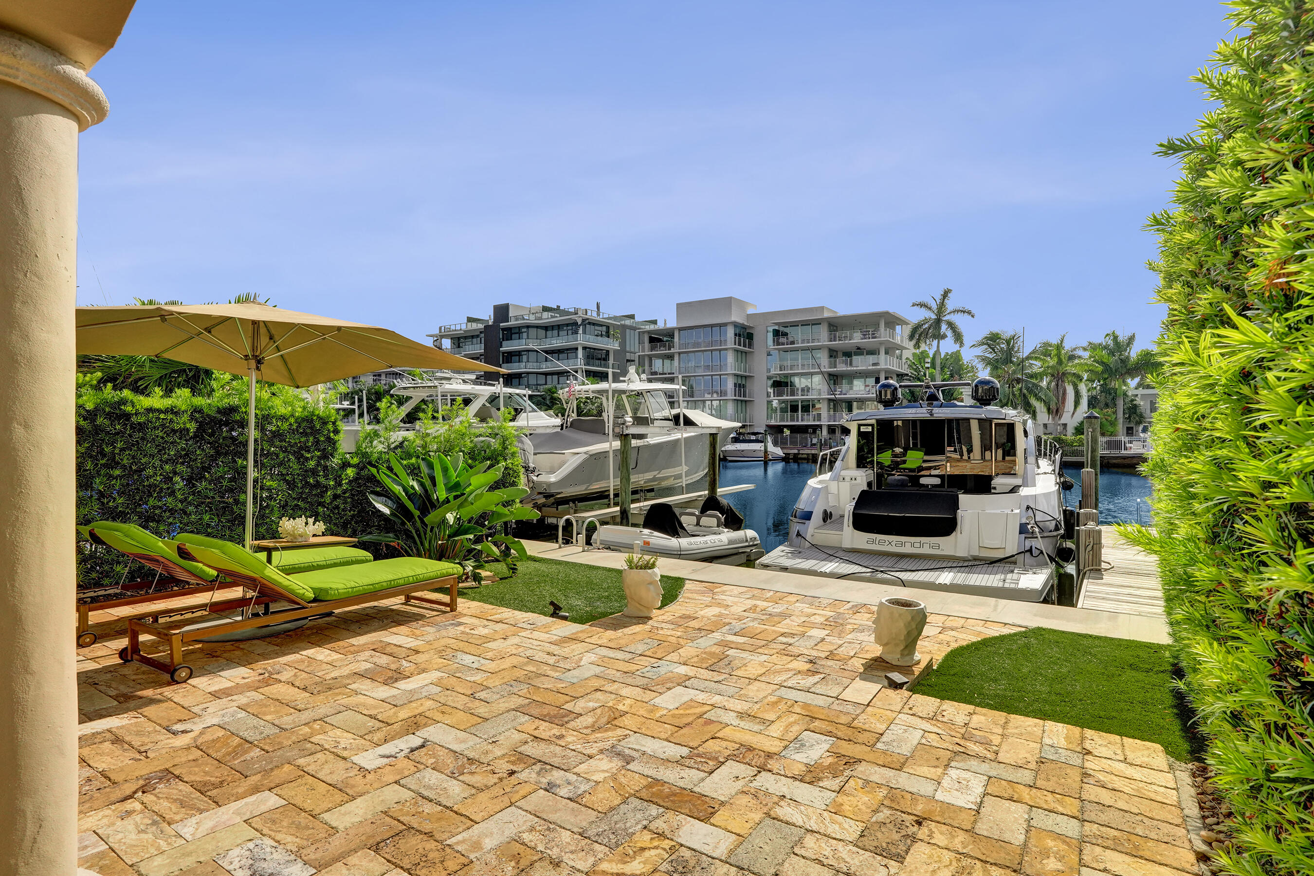 210 Hendricks Fort Lauderdale, FL 33301