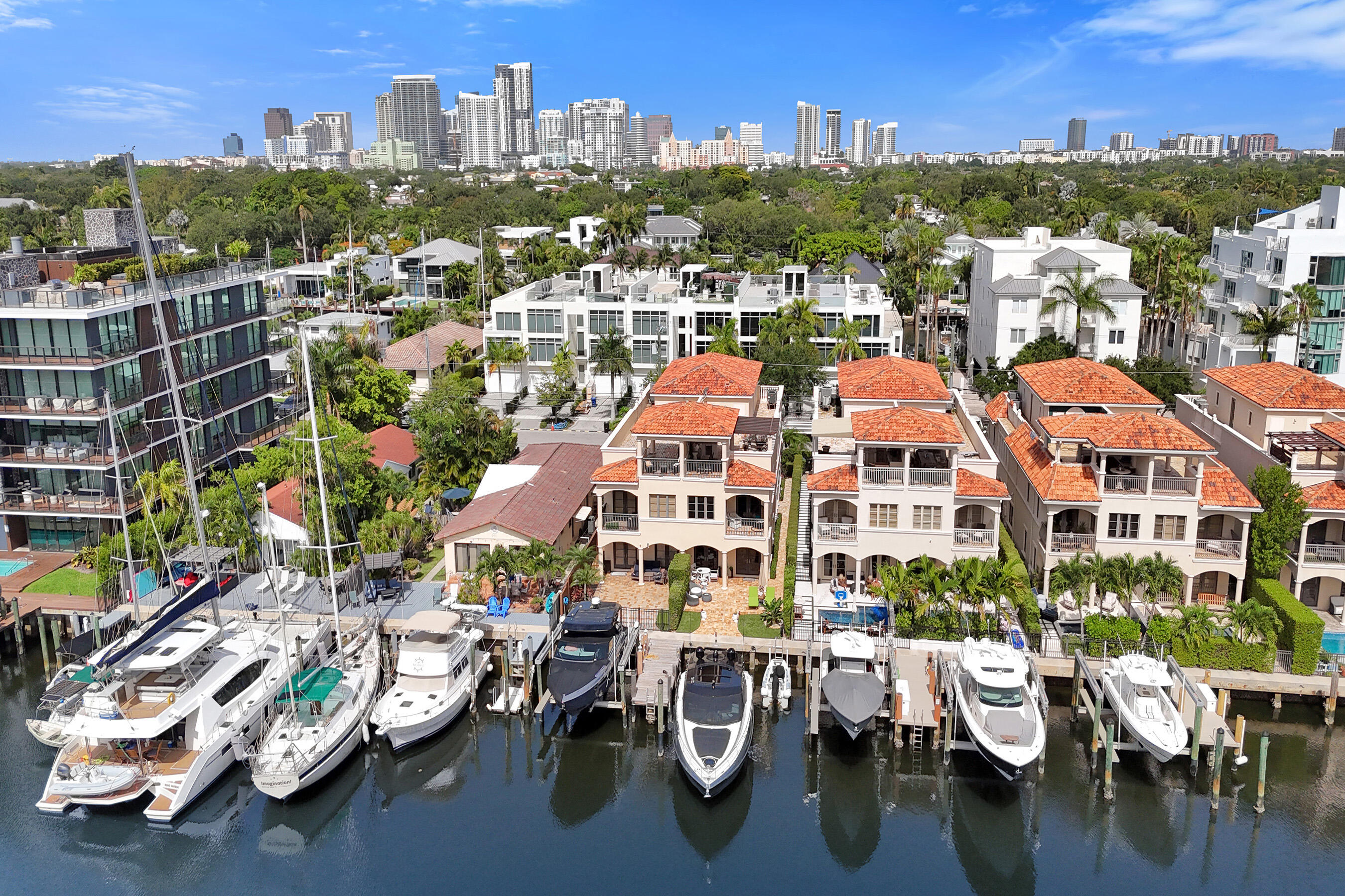 210 Hendricks Fort Lauderdale, FL 33301