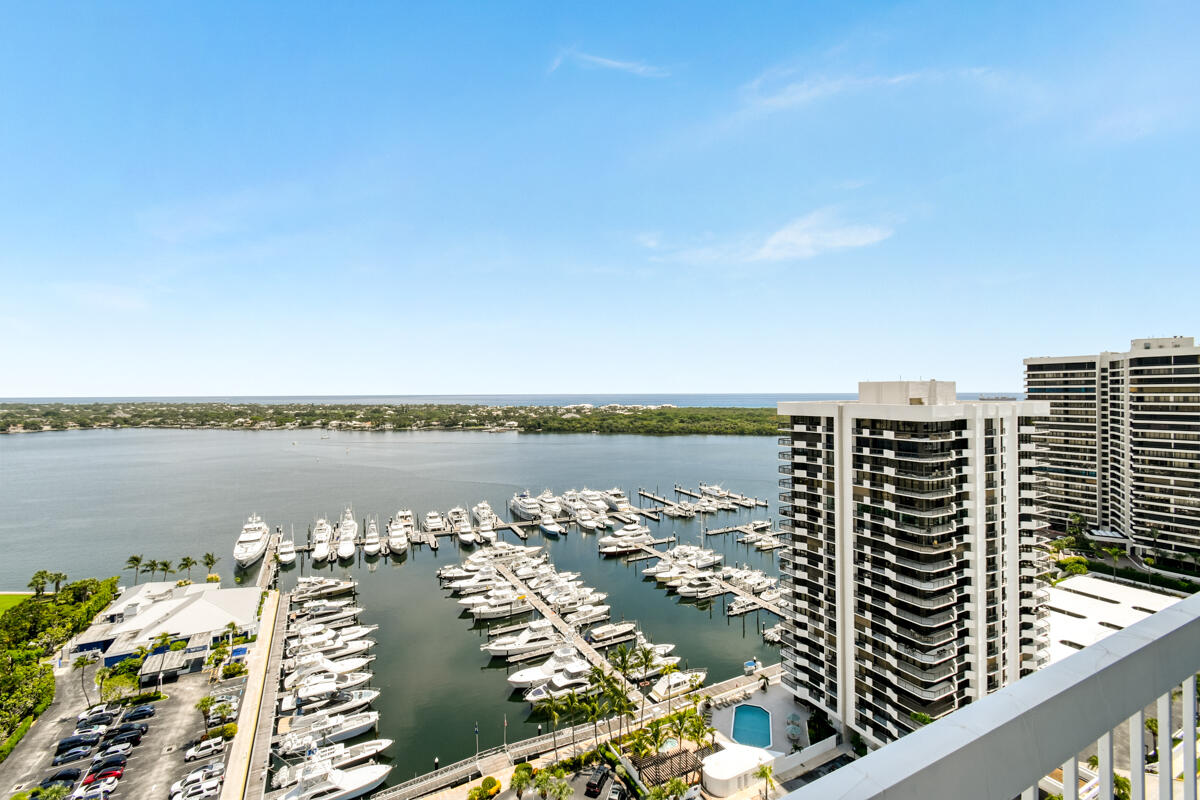 123 Lakeshore Dr #PH45