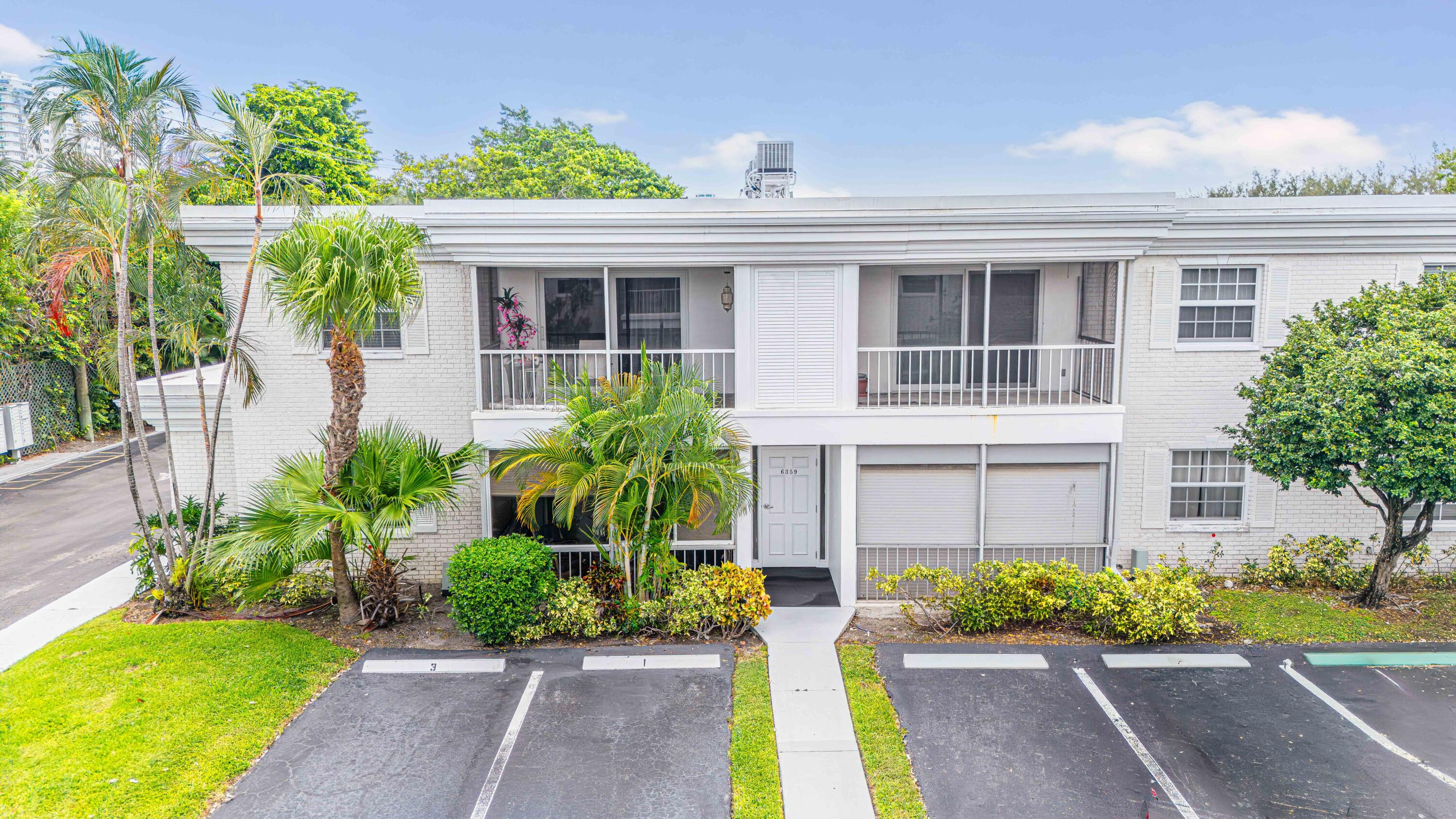6359 Bay Clb Dr #2