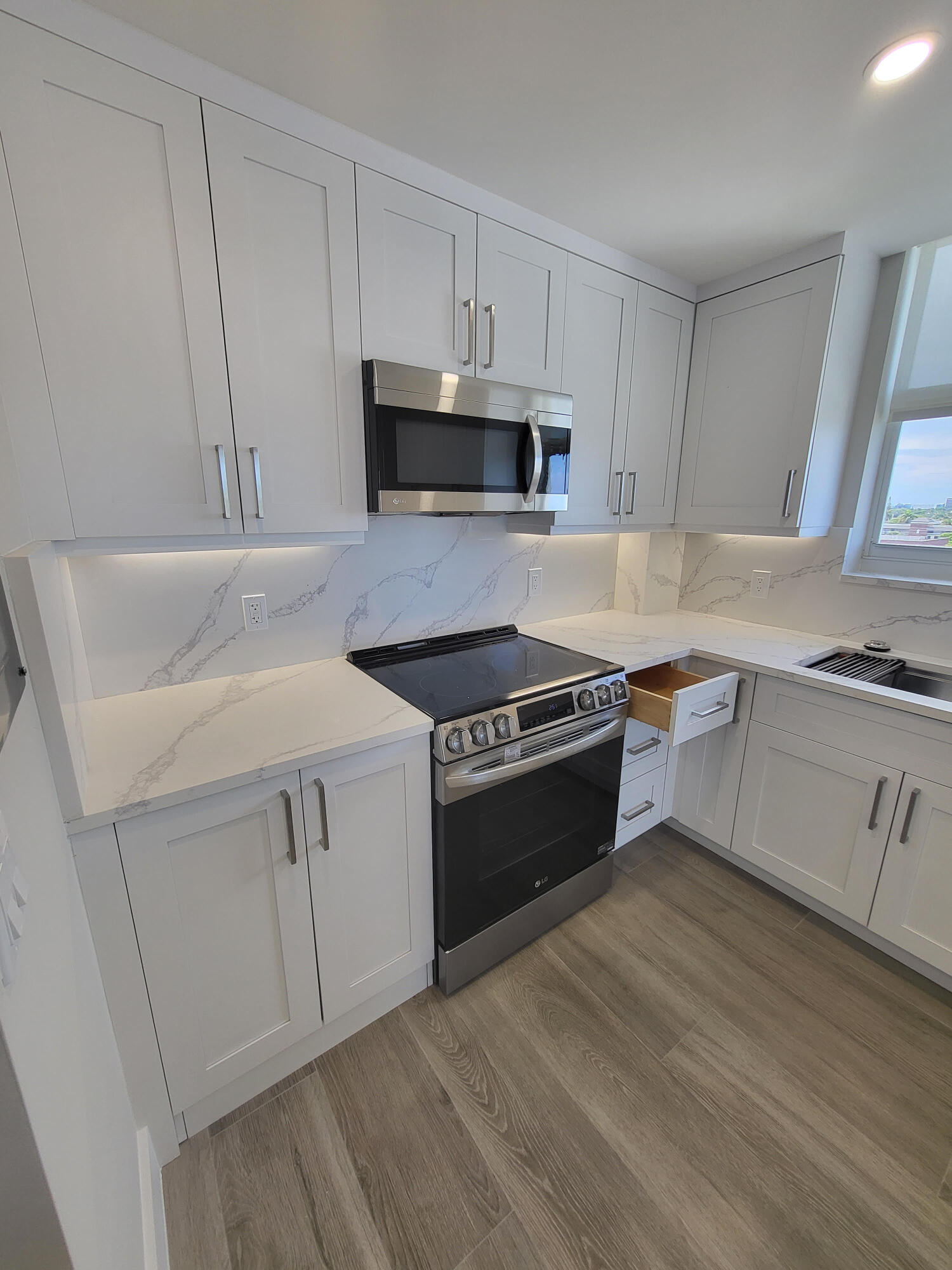 3100 NE 49th St #701 Fort Lauderdale, FL 33308