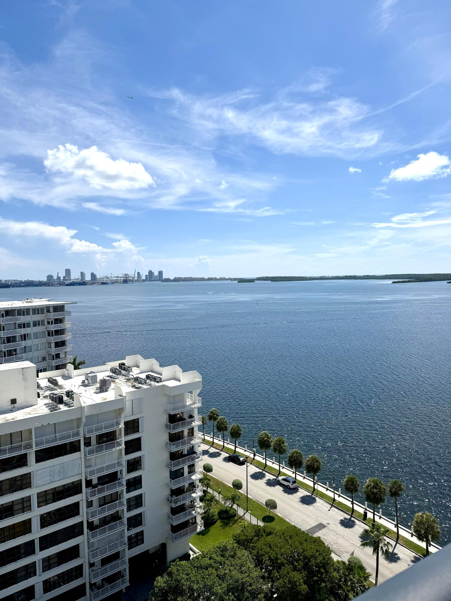 1450 Brickell Bay Dr #1702