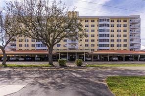 2500 NE 48th Ln #301