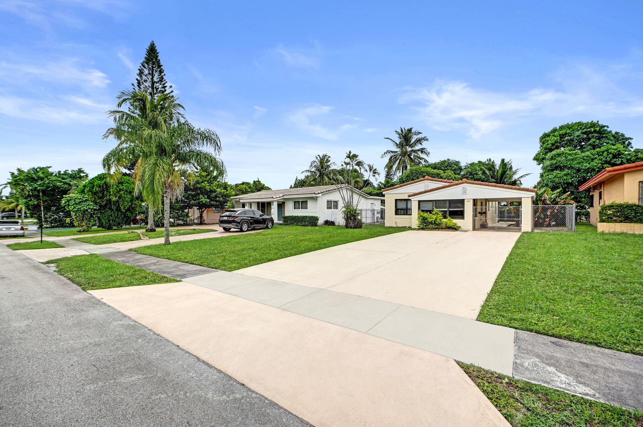 1532 NE 173rd St North Miami Beach, FL 33162