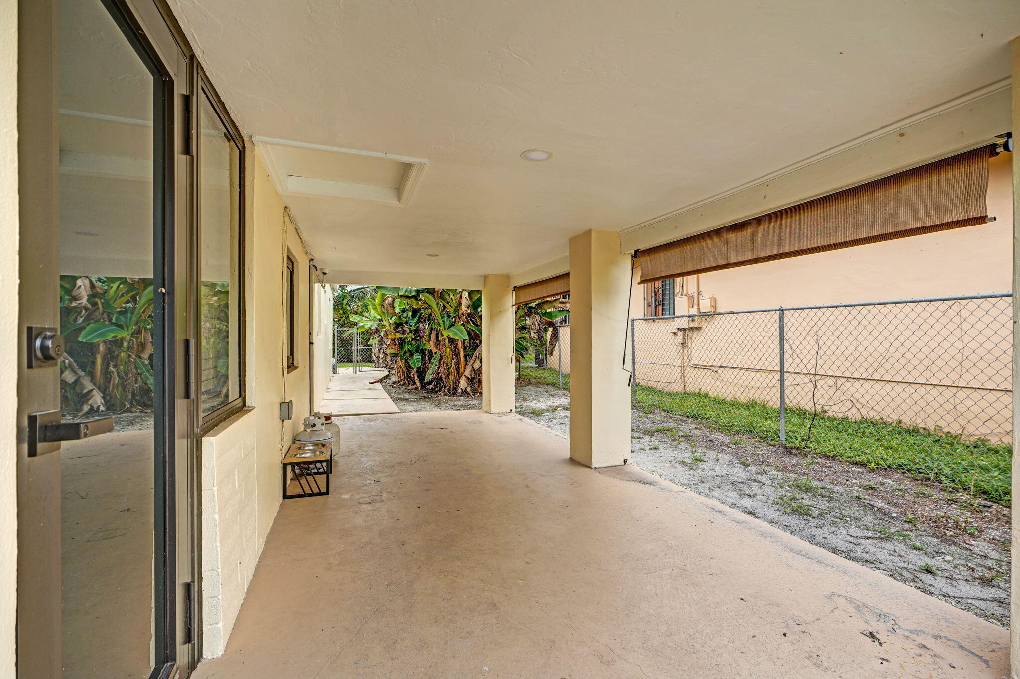 1532 NE 173rd St North Miami Beach, FL 33162